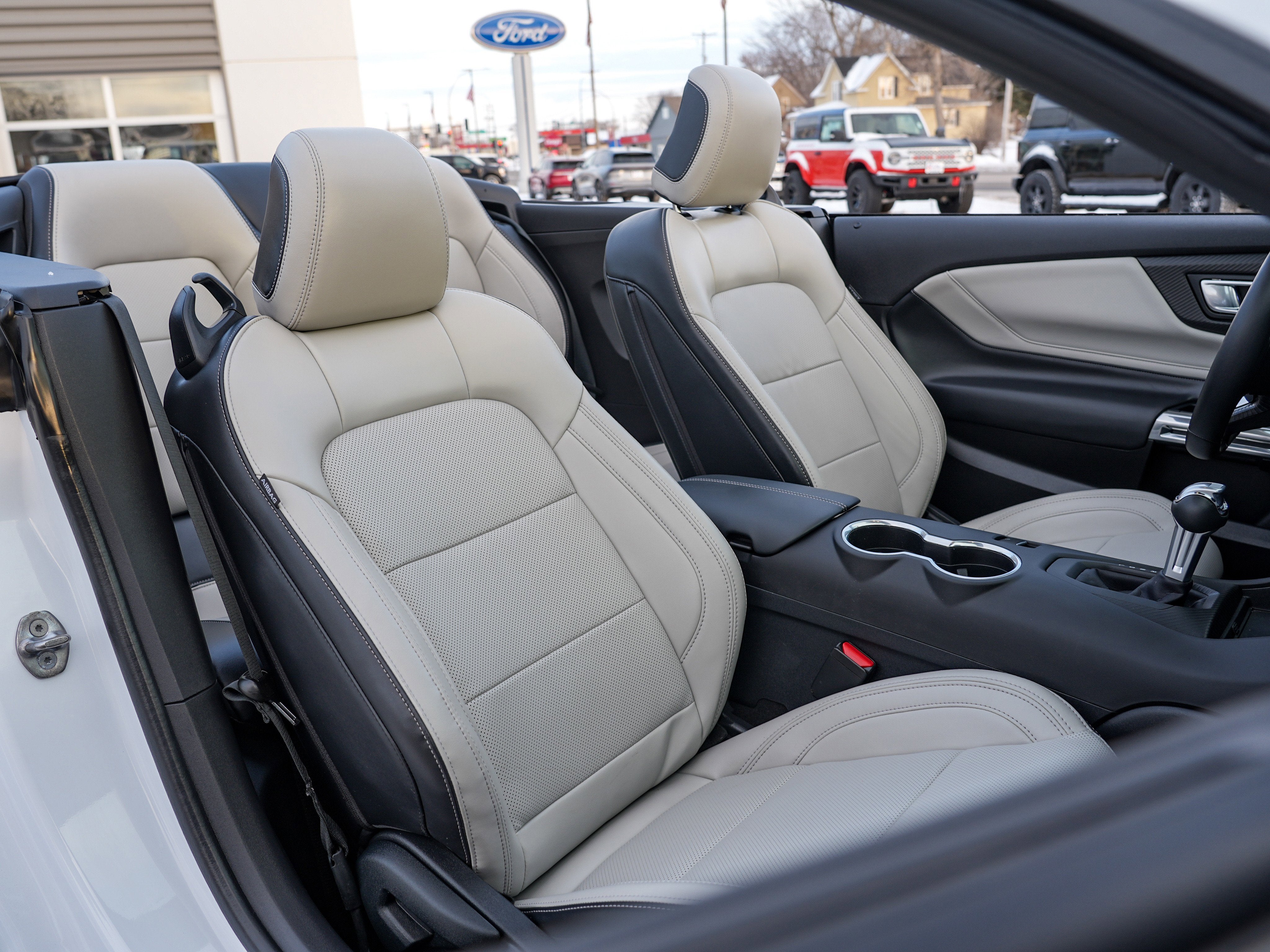 2025 Ford Mustang EcoBoost Premium