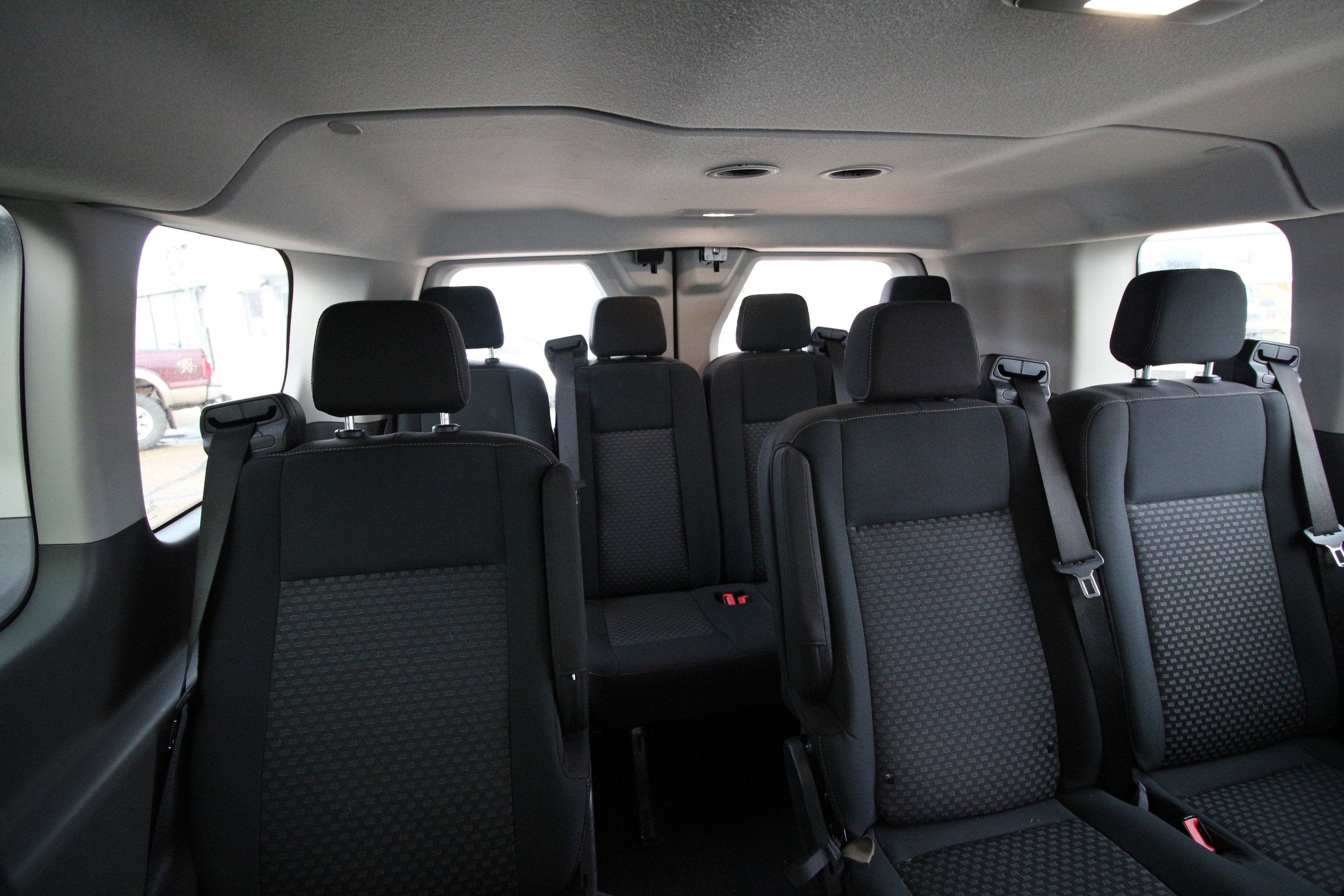 2023 Ford Transit Passenger Wagon XLT