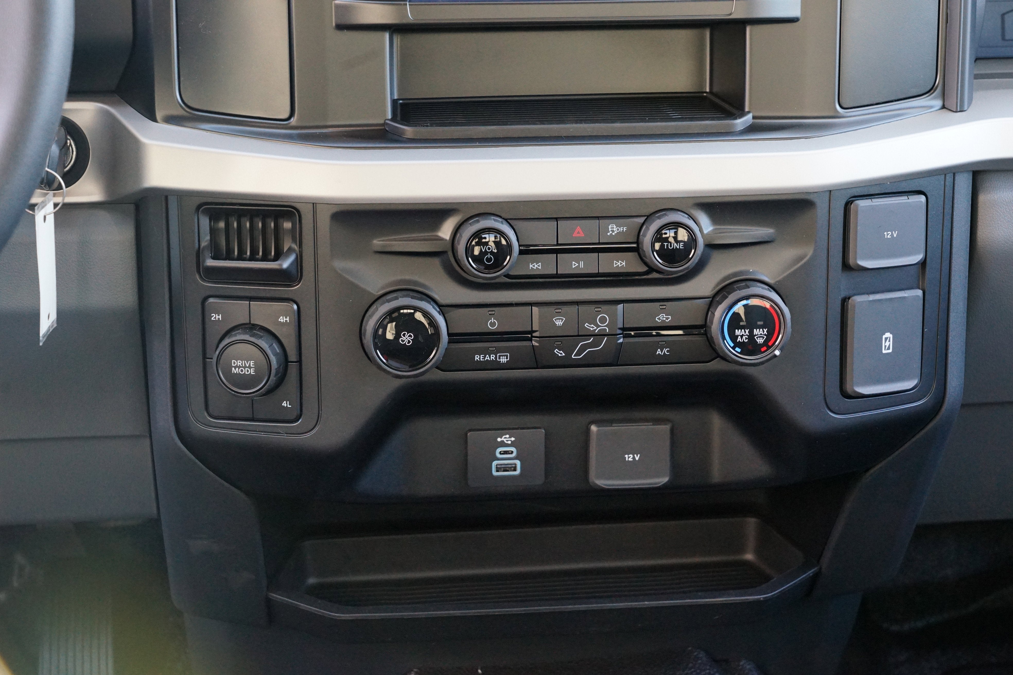 2026 Ford Super Duty F-450 DRW XL