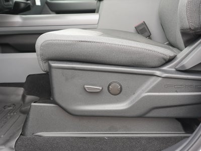 2026 Ford Super Duty F-550 DRW XLT