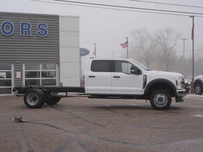 2026 Ford Super Duty F-550 DRW XLT