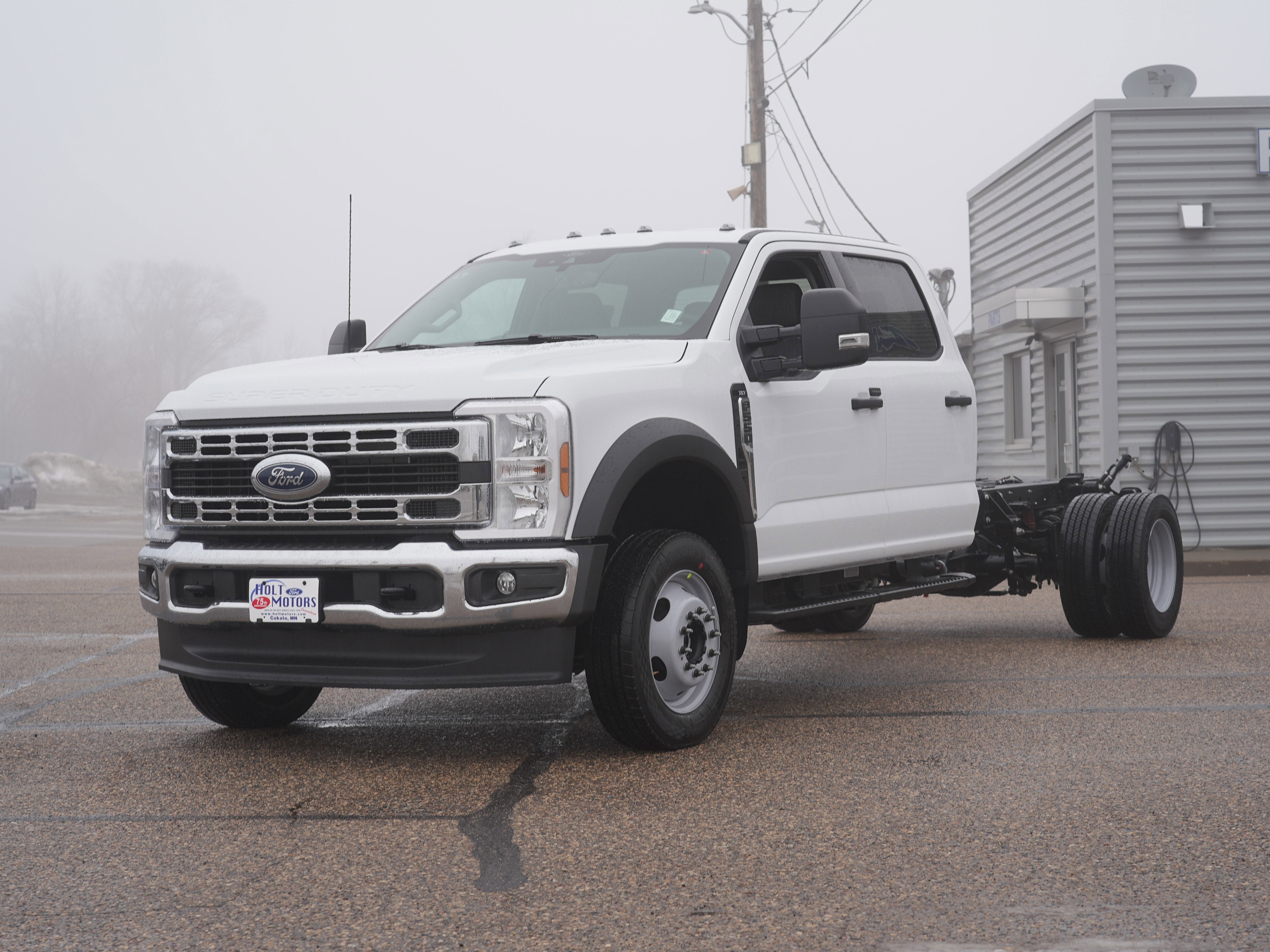 2026 Ford Super Duty F-550 DRW XLT