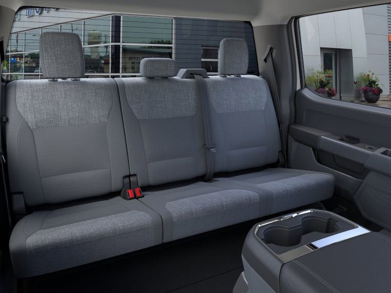 2026 Ford Super Duty F-550 DRW XLT