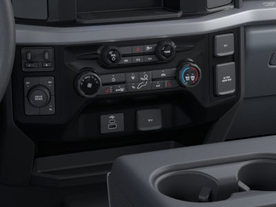 2026 Ford Super Duty F-550 DRW XLT