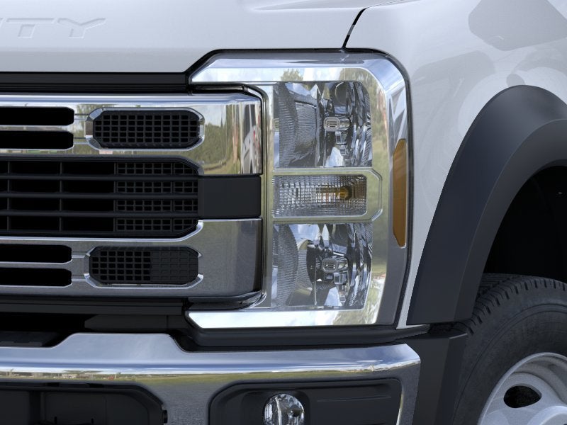 2026 Ford Super Duty F-550 DRW XLT