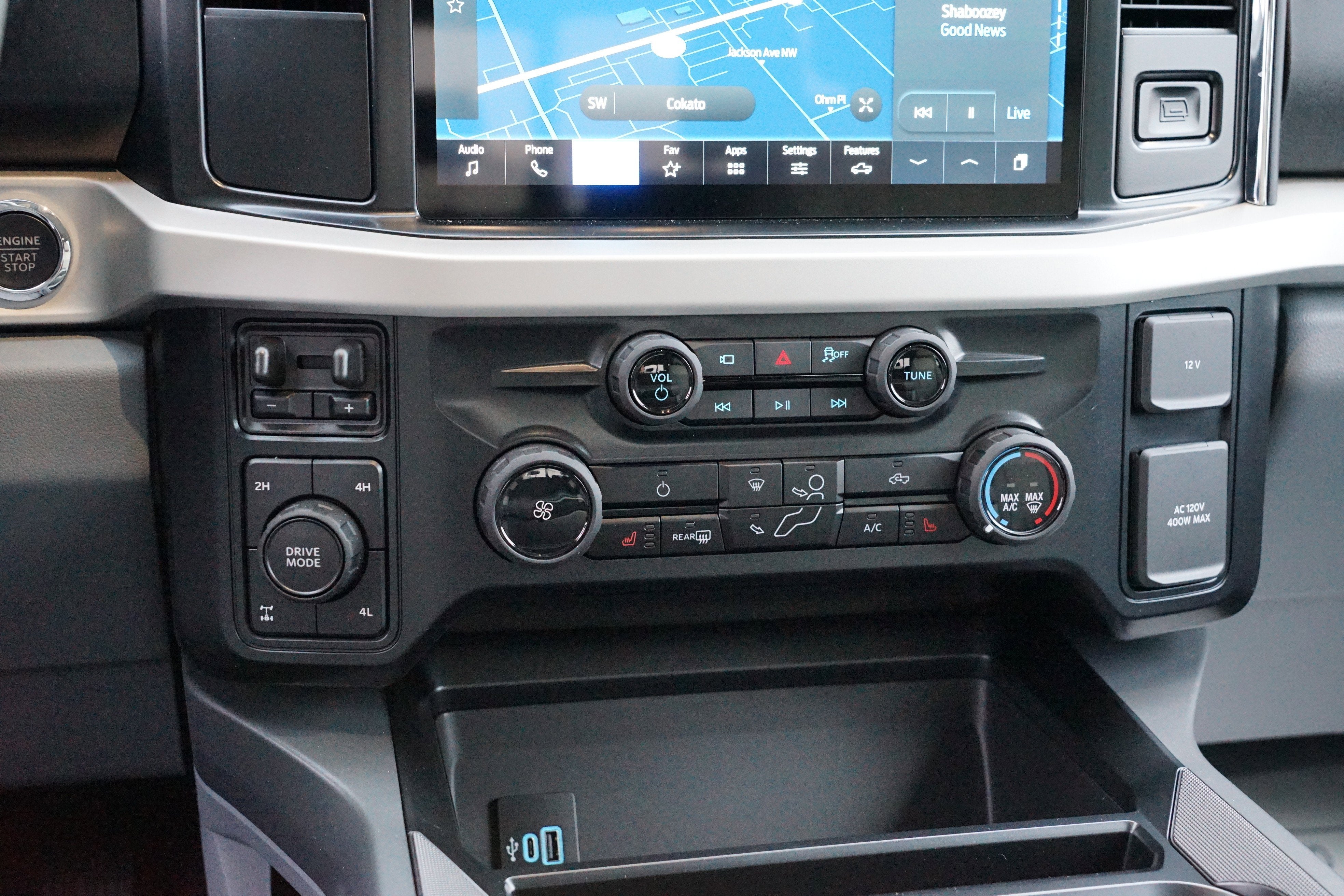 2026 Ford Super Duty F-350 SRW XLT