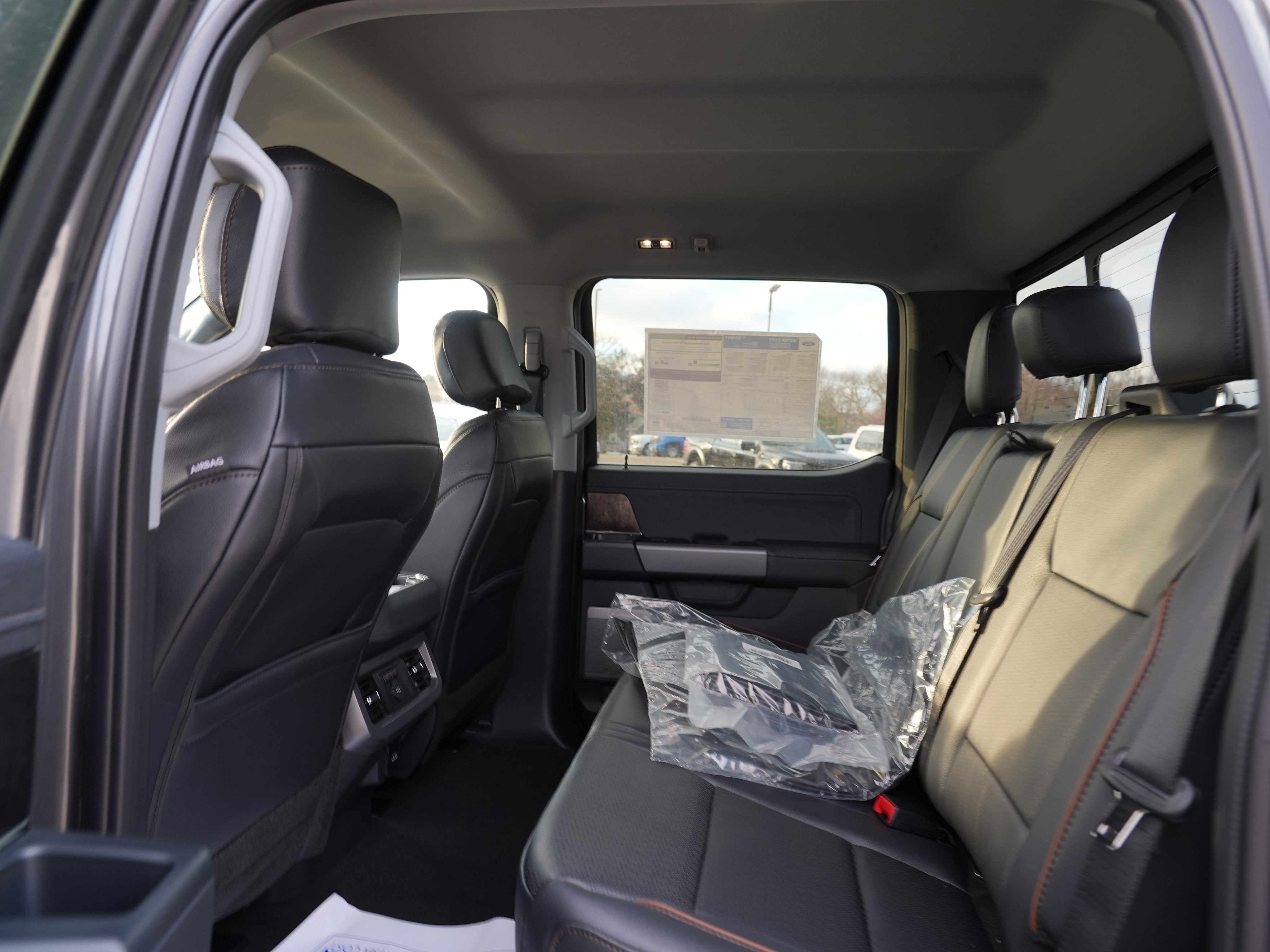 2026 Ford Super Duty F-350 SRW LARIAT