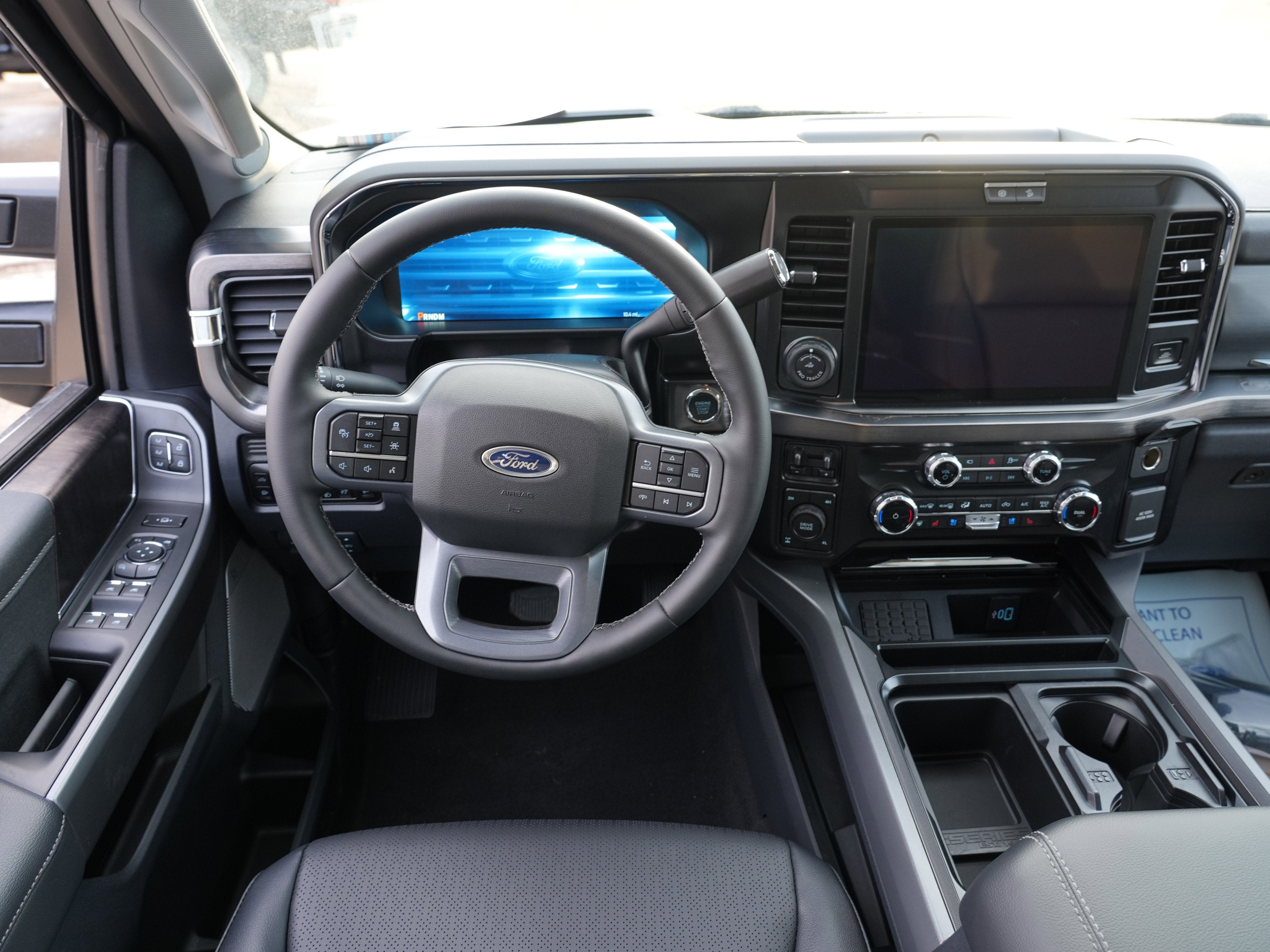 2026 Ford Super Duty F-350 SRW LARIAT