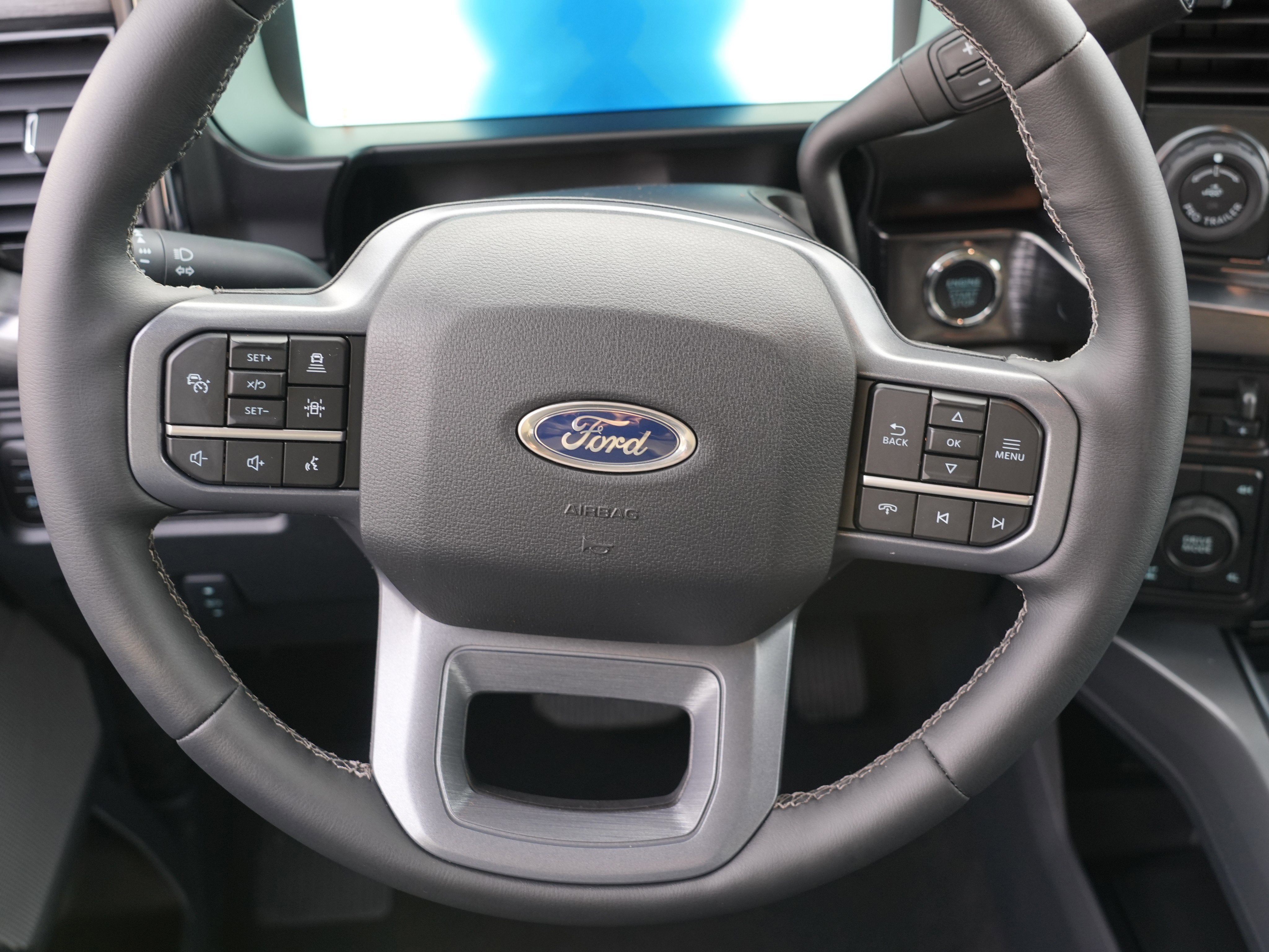 2026 Ford Super Duty F-350 SRW LARIAT