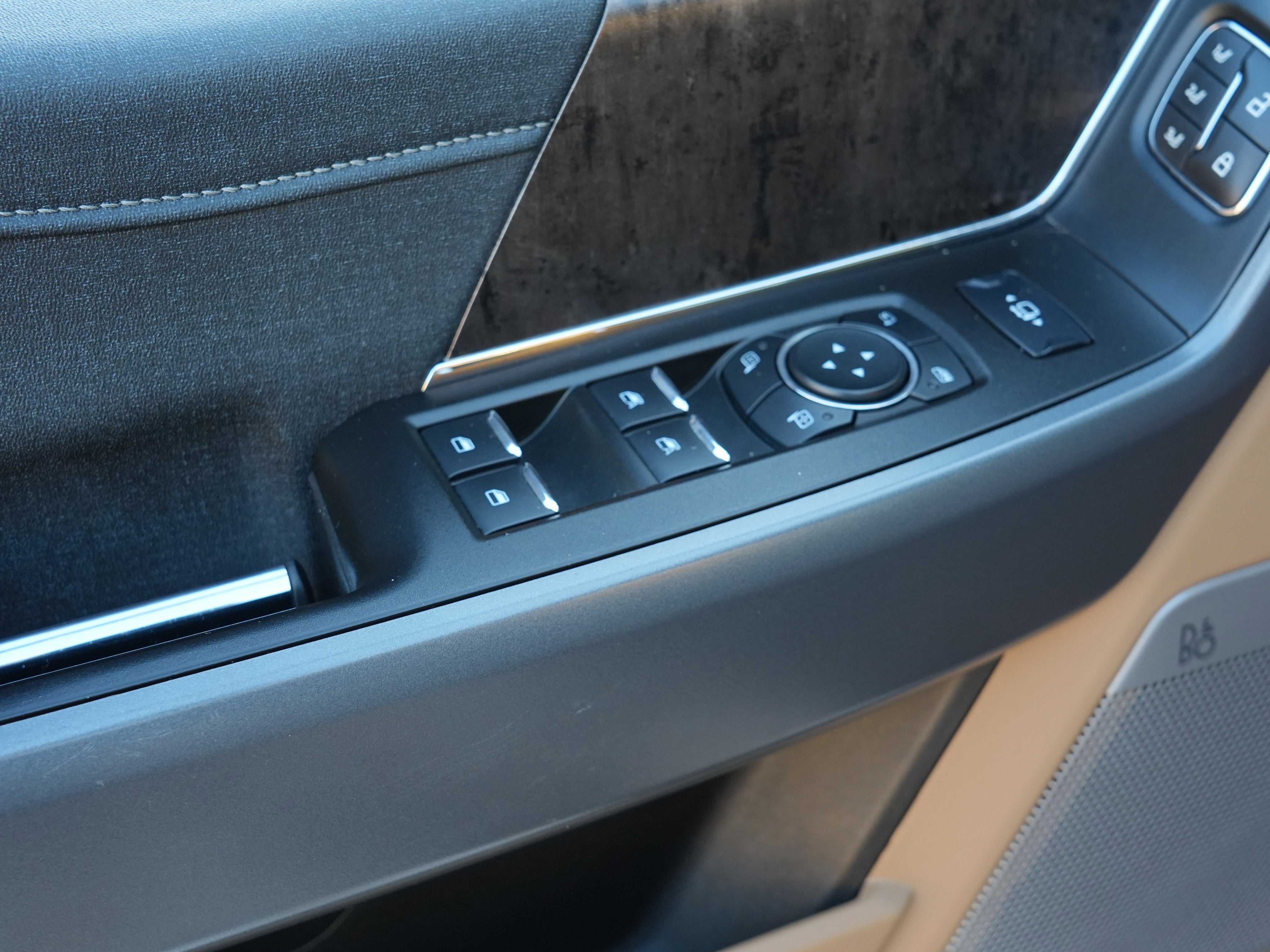 2024 Ford Super Duty F-350 SRW LARIAT