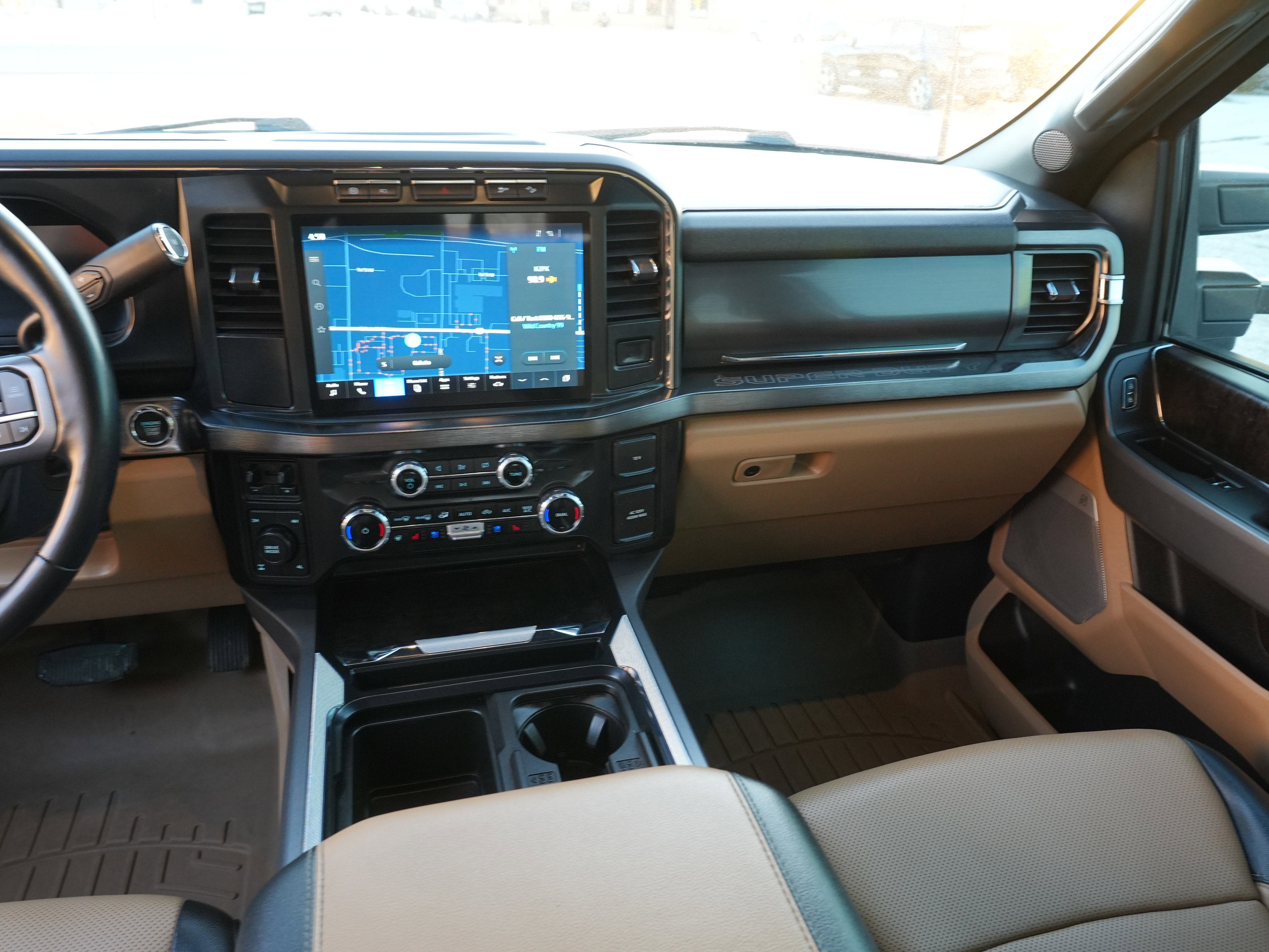 2024 Ford Super Duty F-350 SRW LARIAT