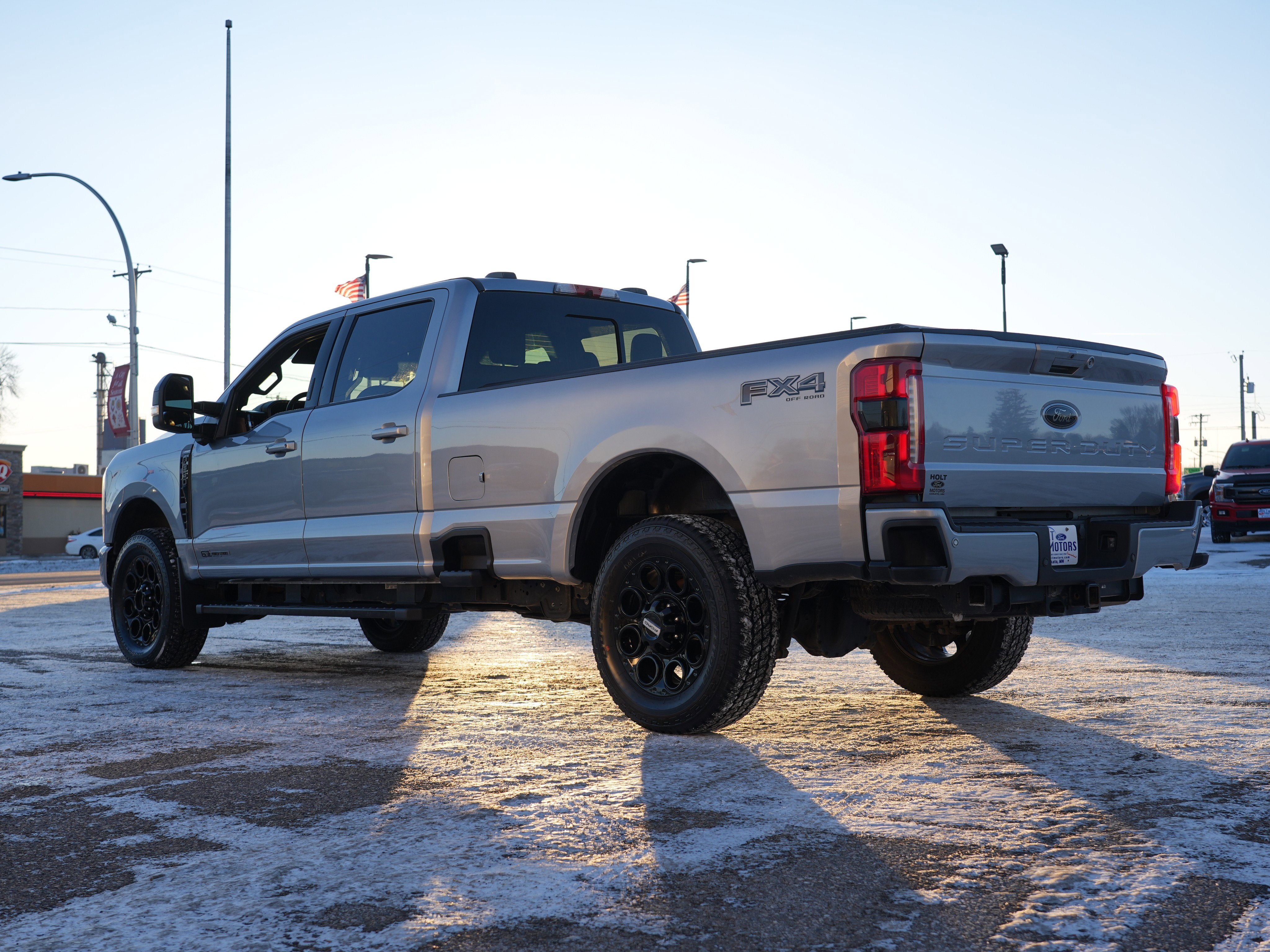 2024 Ford Super Duty F-350 SRW LARIAT