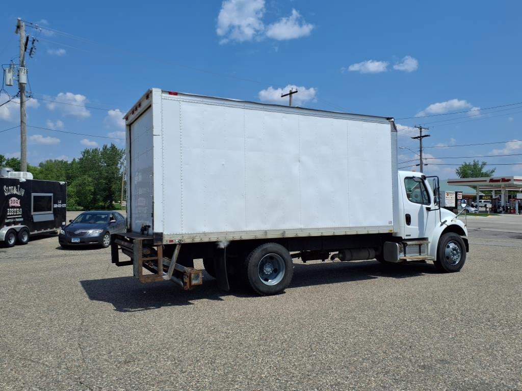 2006 Freightliner M2 Base