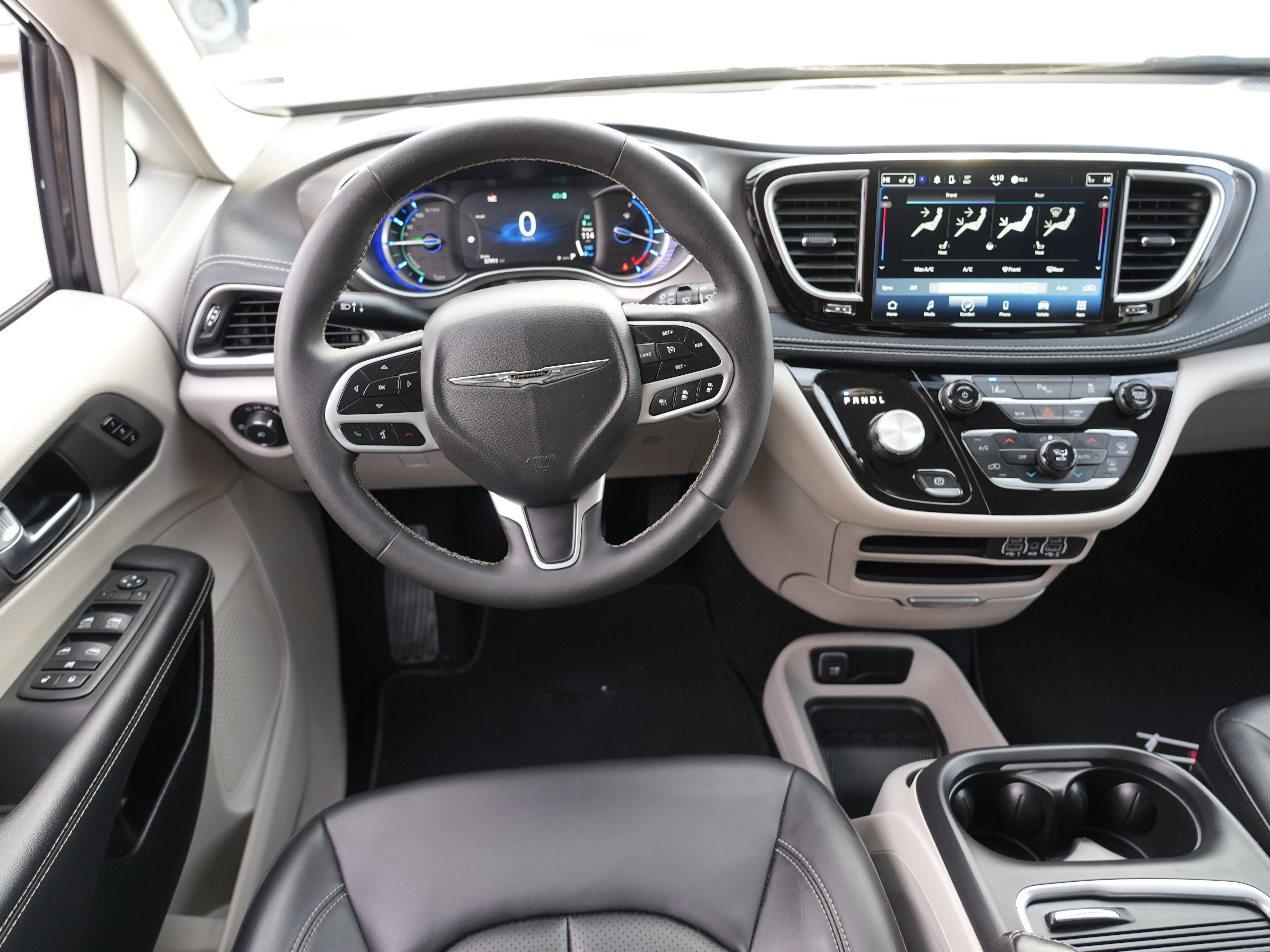 2023 Chrysler Pacifica Hybrid Touring L