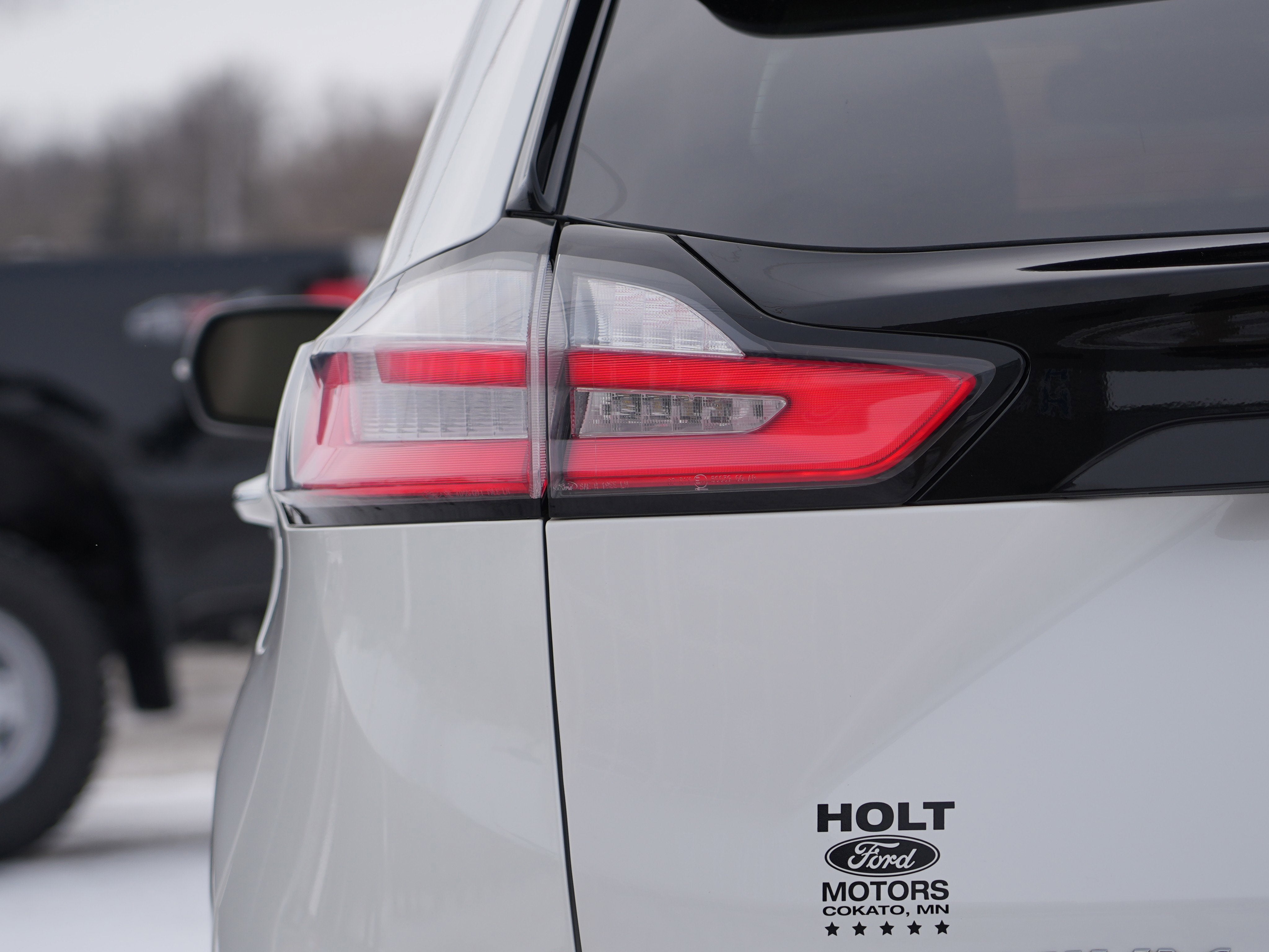 2021 Ford Edge Titanium