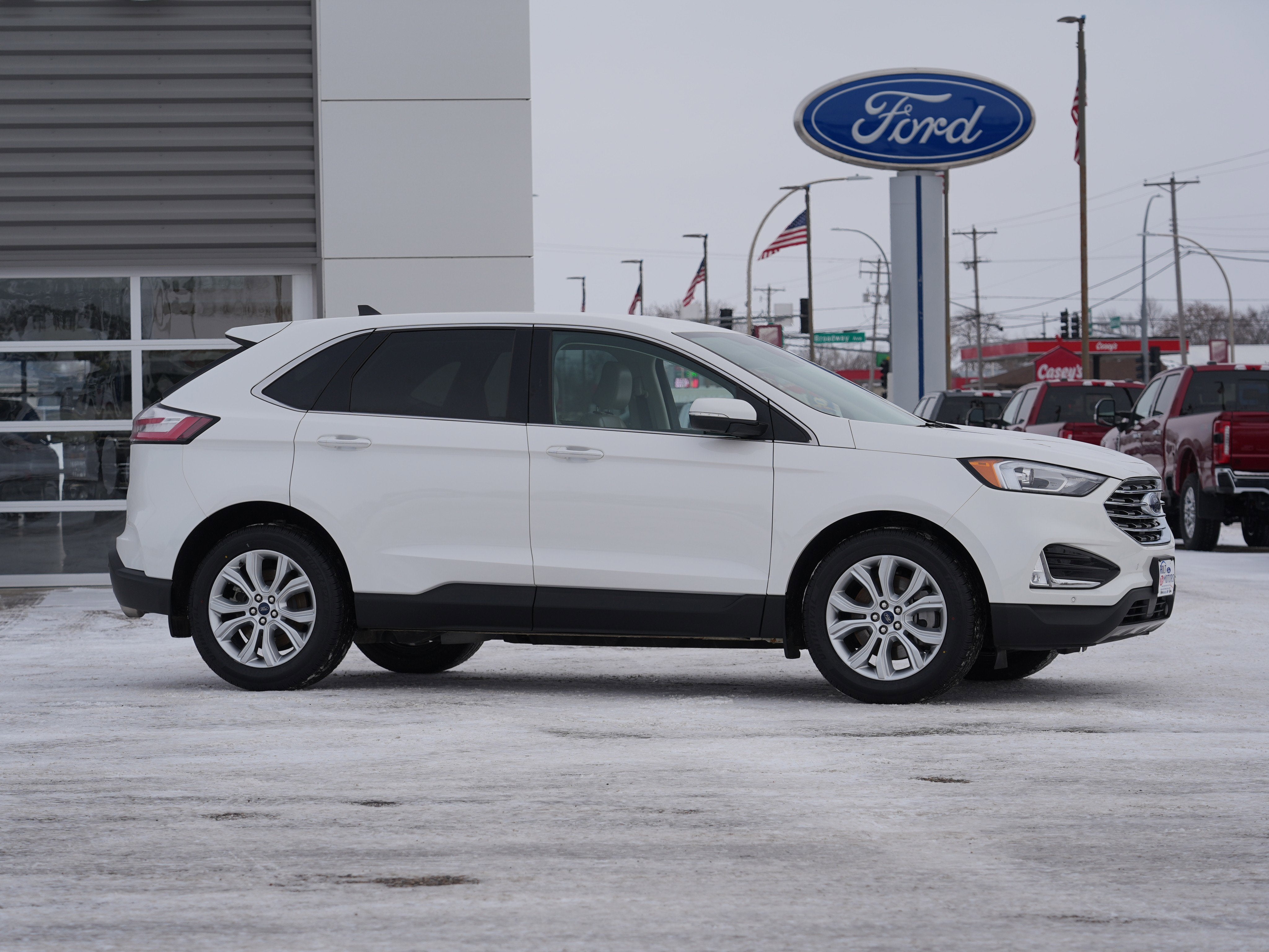 2021 Ford Edge Titanium