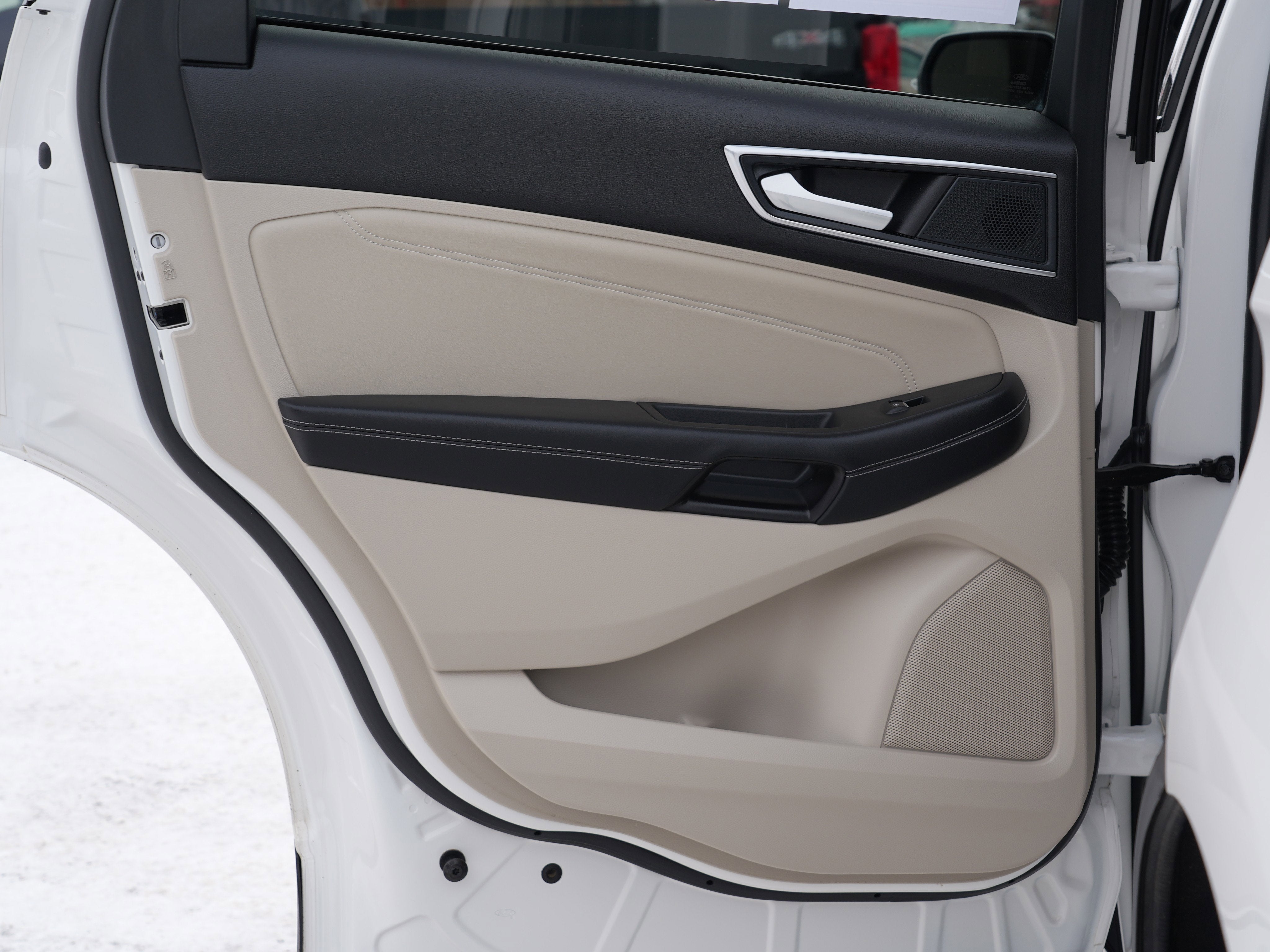 2021 Ford Edge Titanium