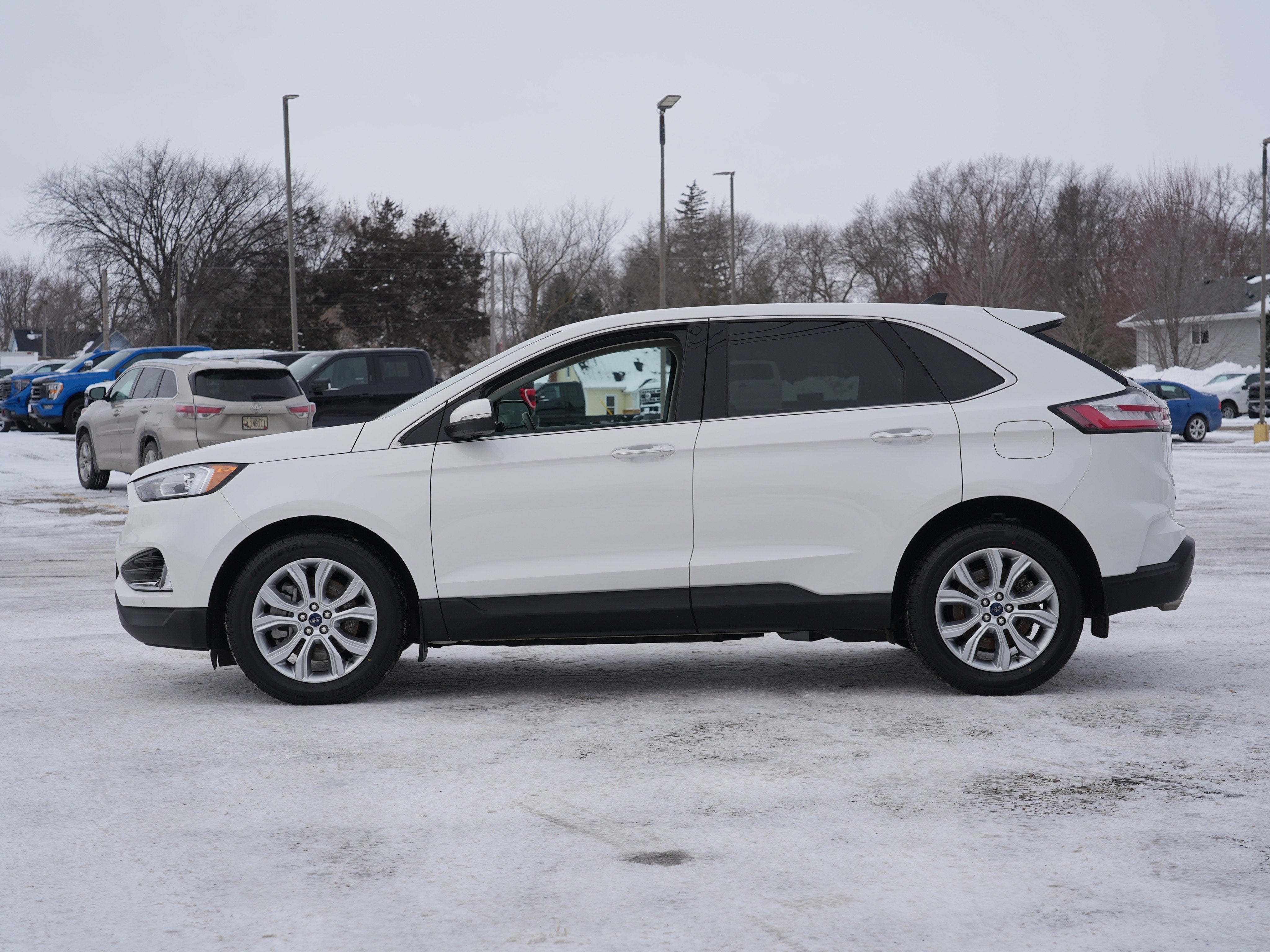 2021 Ford Edge Titanium