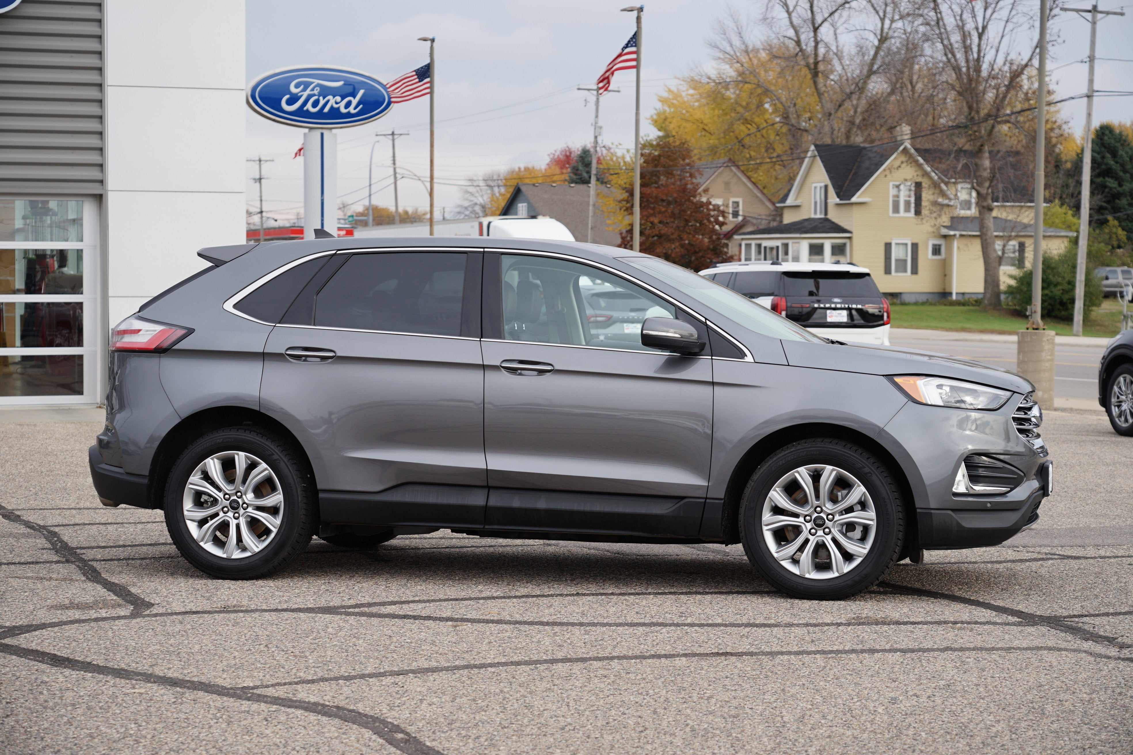 2024 Ford Edge Titanium