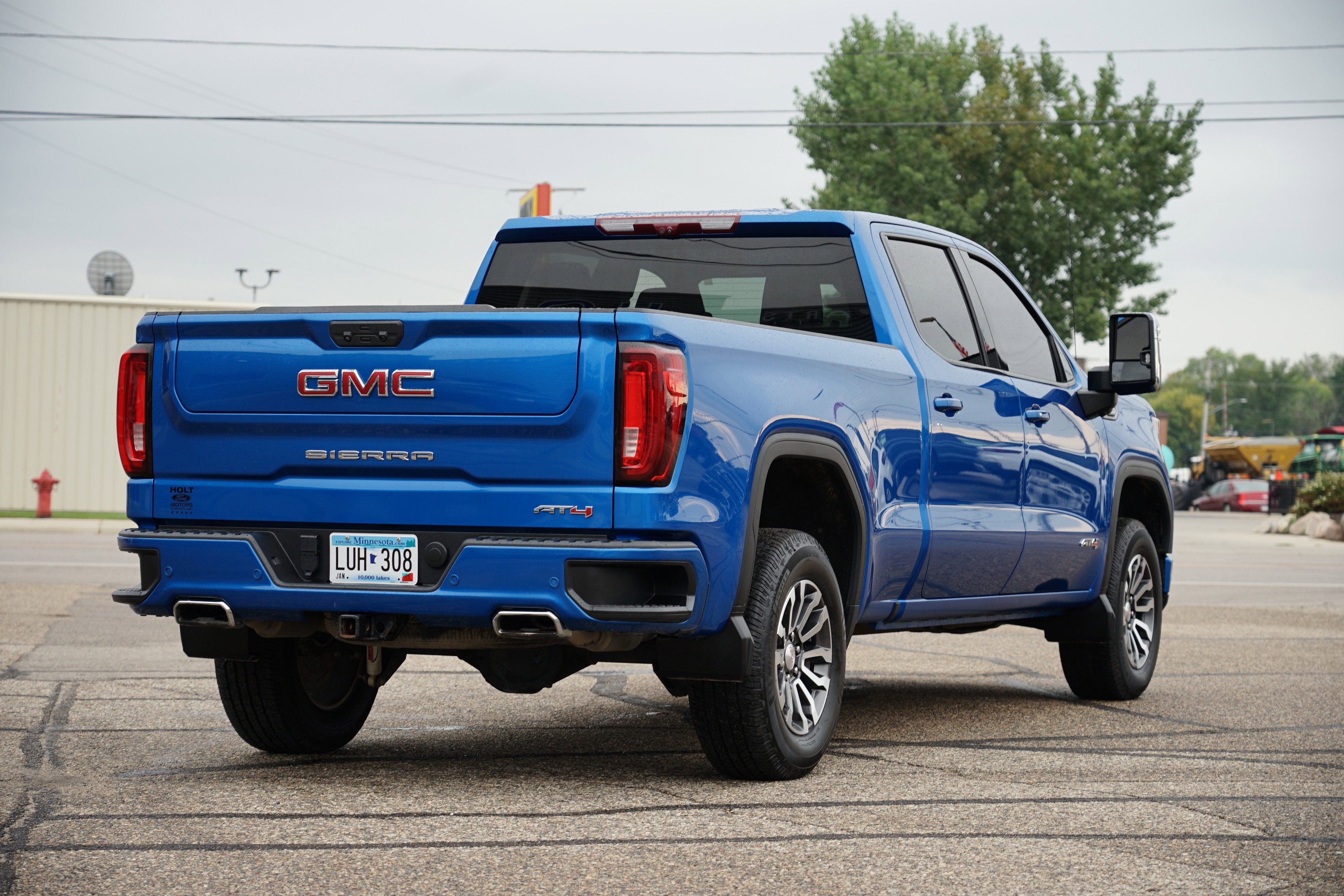 2023 GMC Sierra 1500 AT4