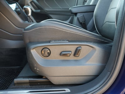 2023 Volkswagen Tiguan SEL R-Line