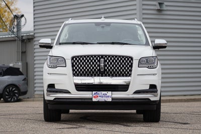 2024 Lincoln Navigator L Black Label