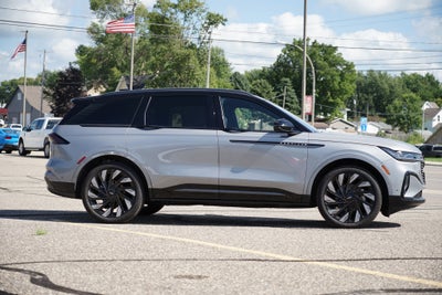 2024 Lincoln Nautilus Reserve