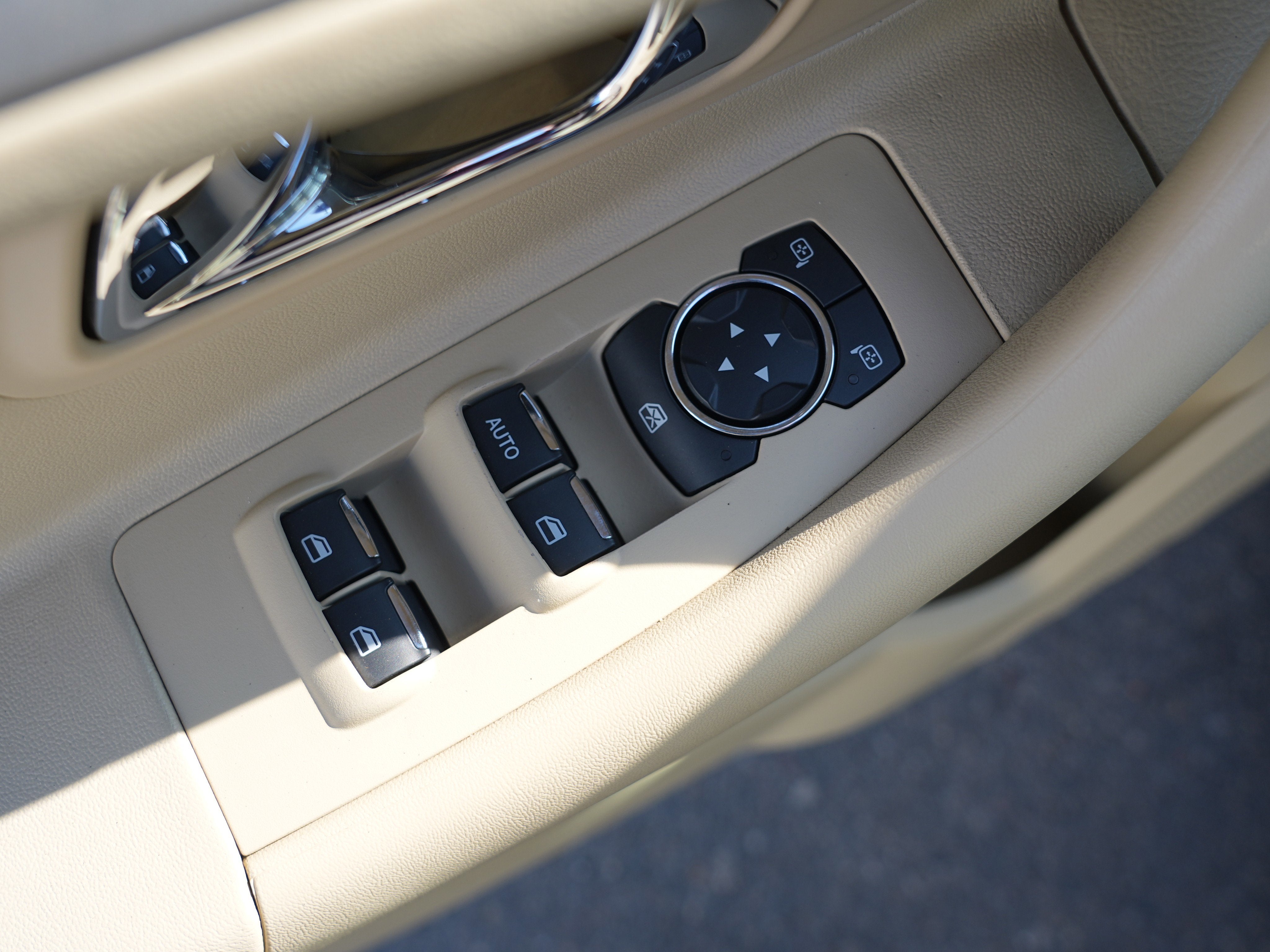 2018 Ford Taurus SEL