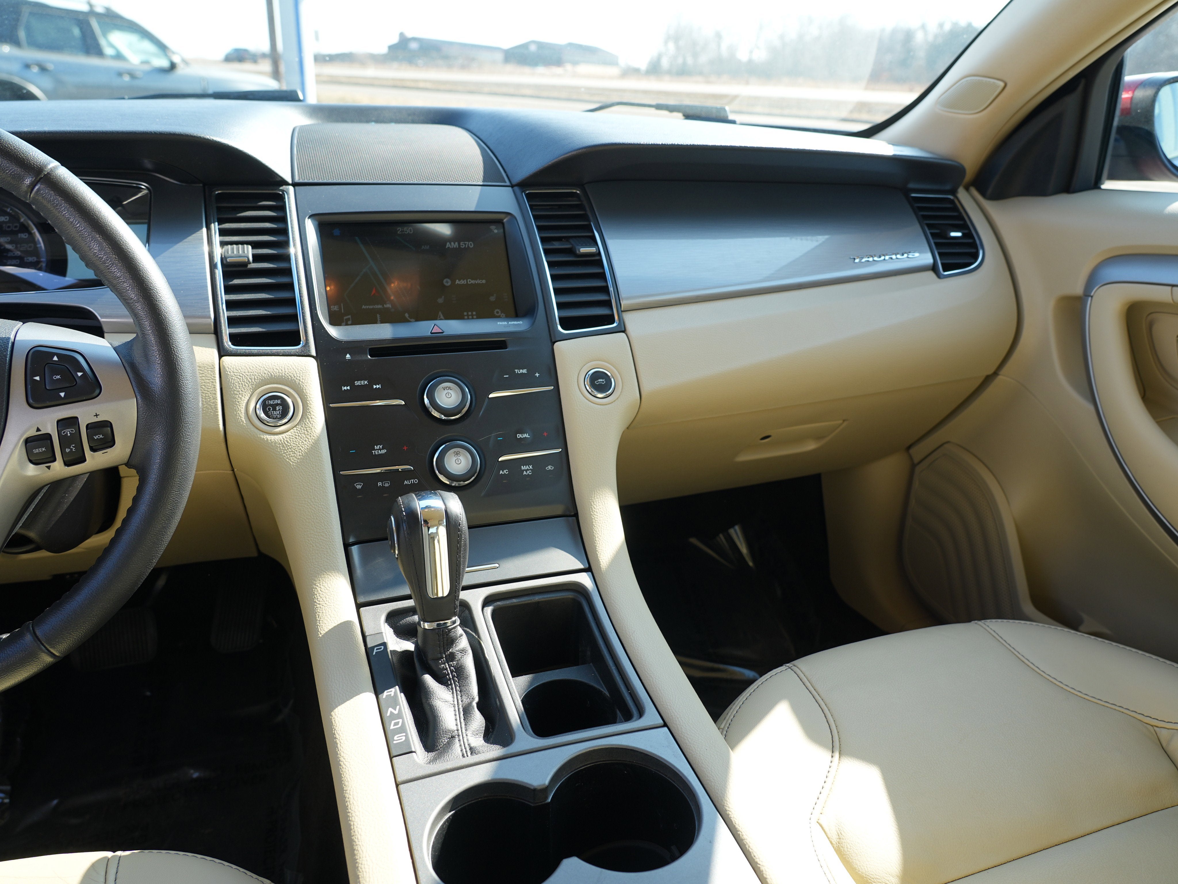 2018 Ford Taurus SEL