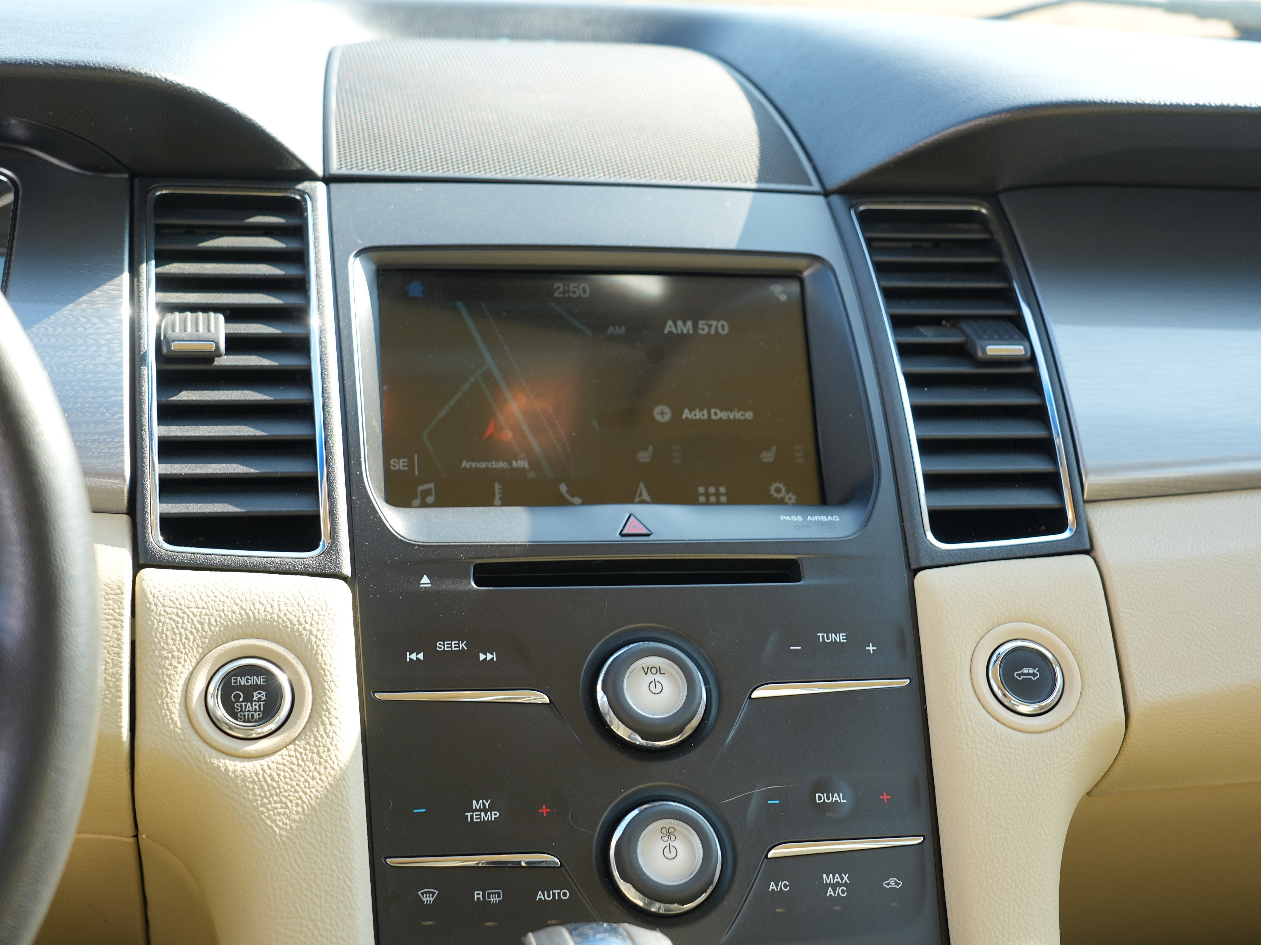 2018 Ford Taurus SEL