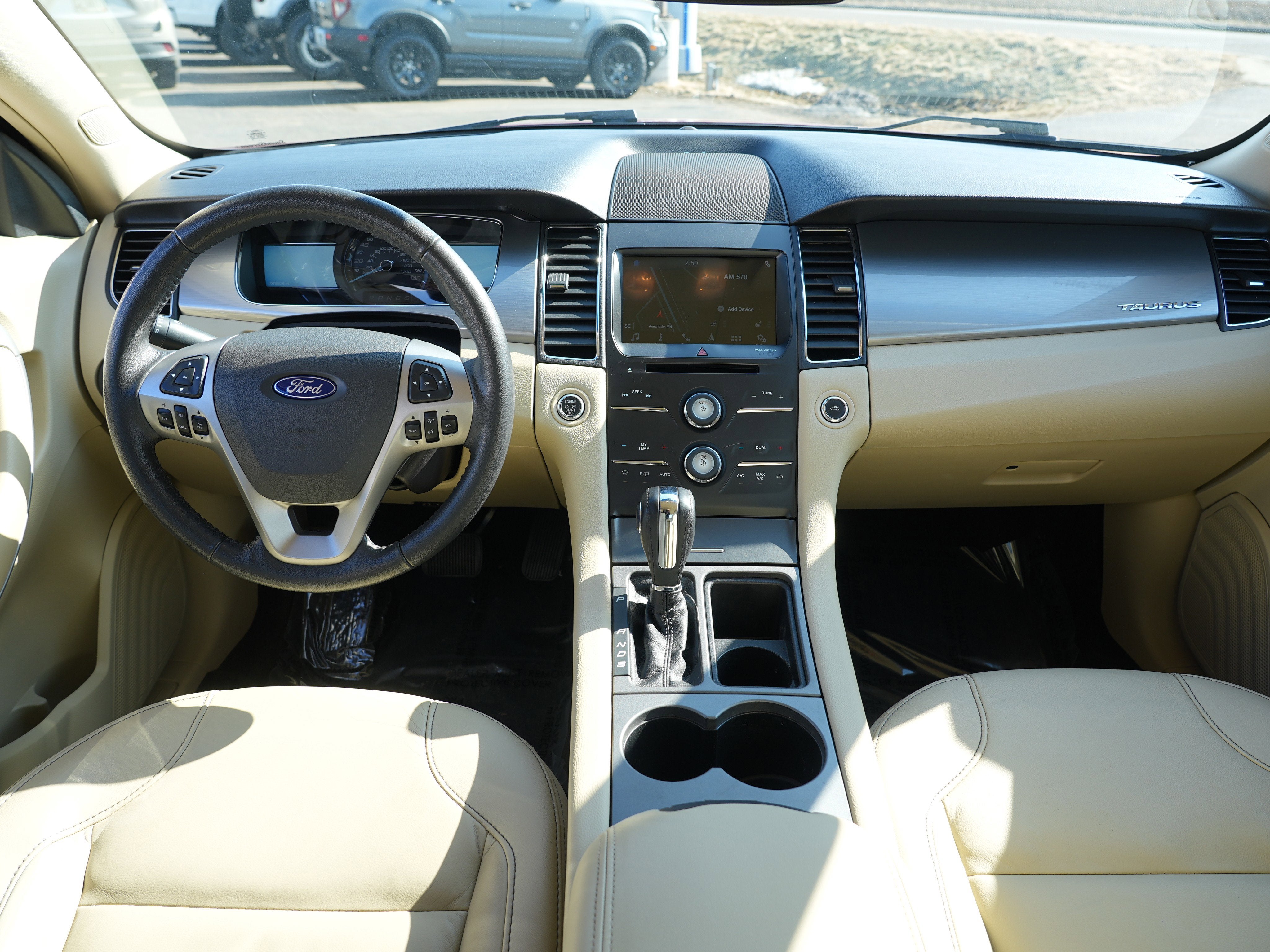 2018 Ford Taurus SEL