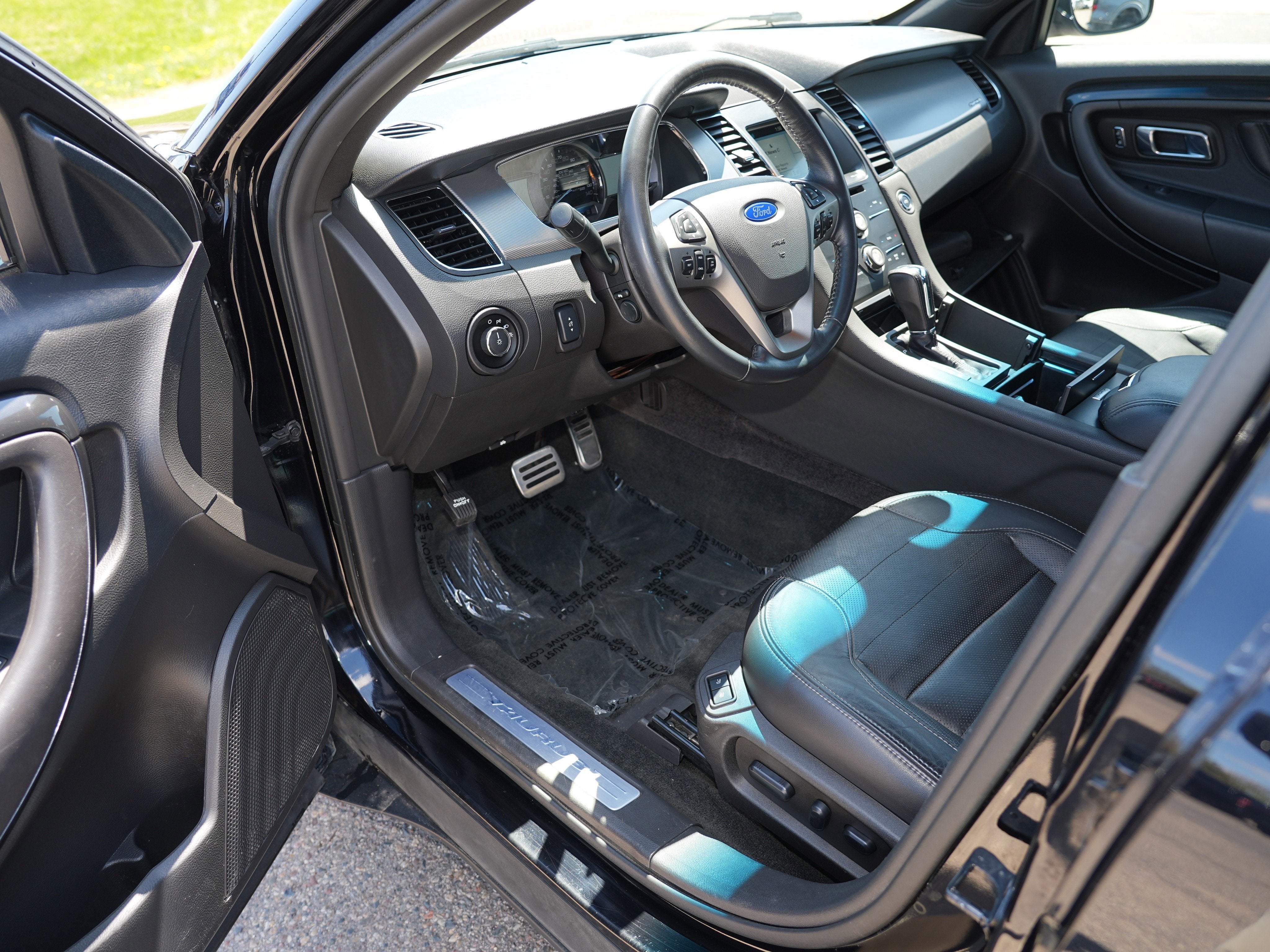 2016 Ford Taurus SHO