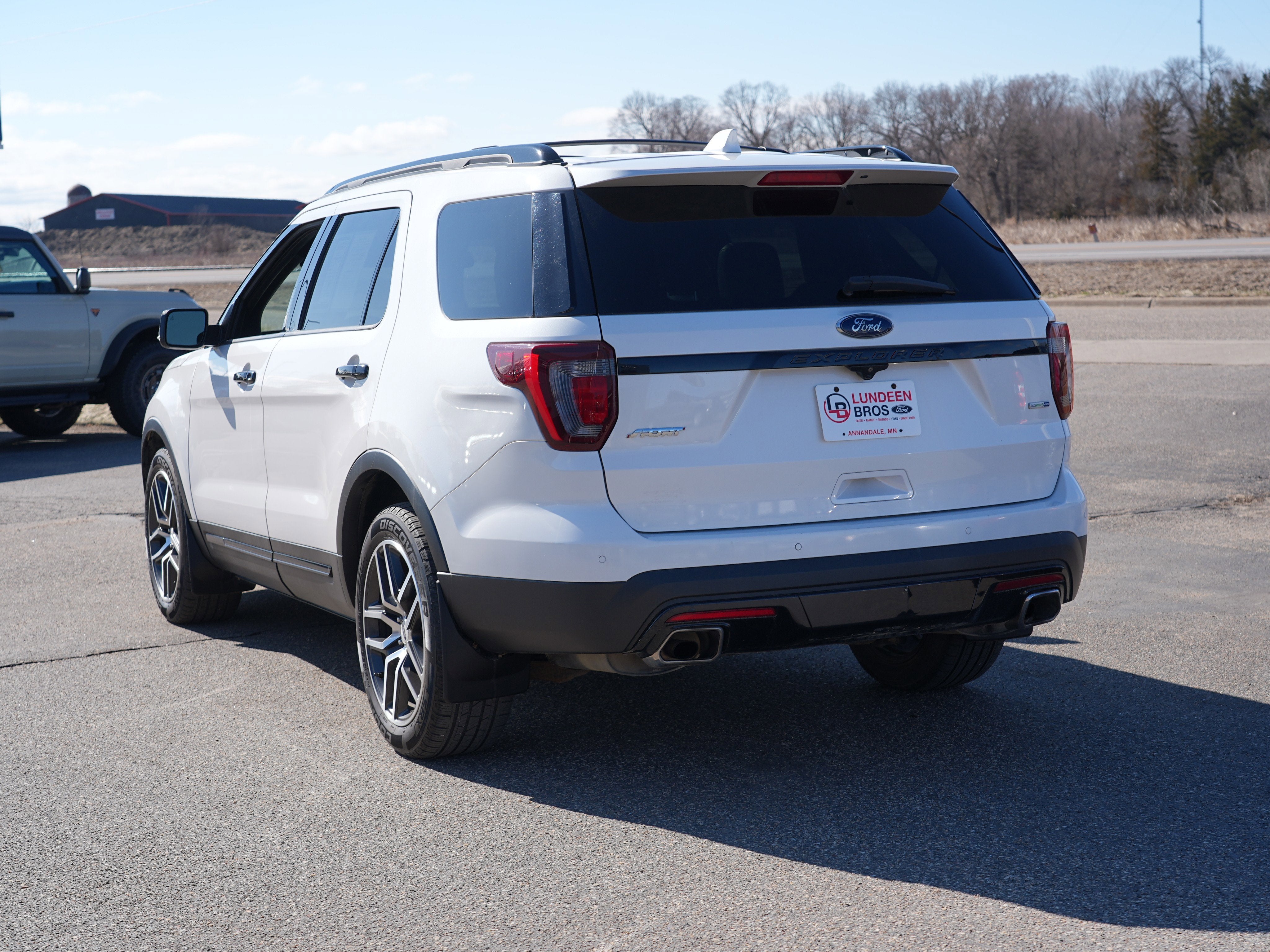 2016 Ford Explorer Sport