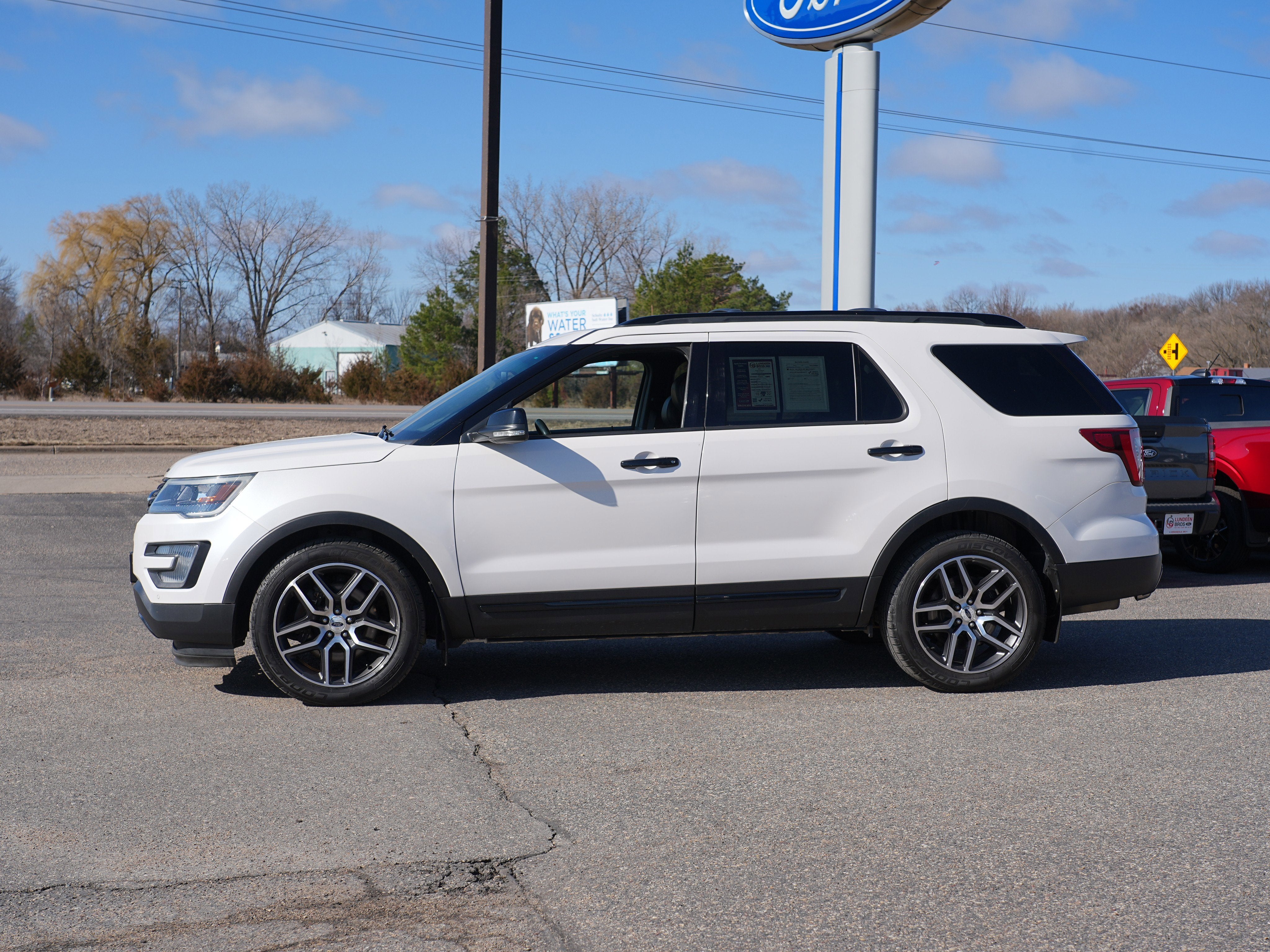 2016 Ford Explorer Sport