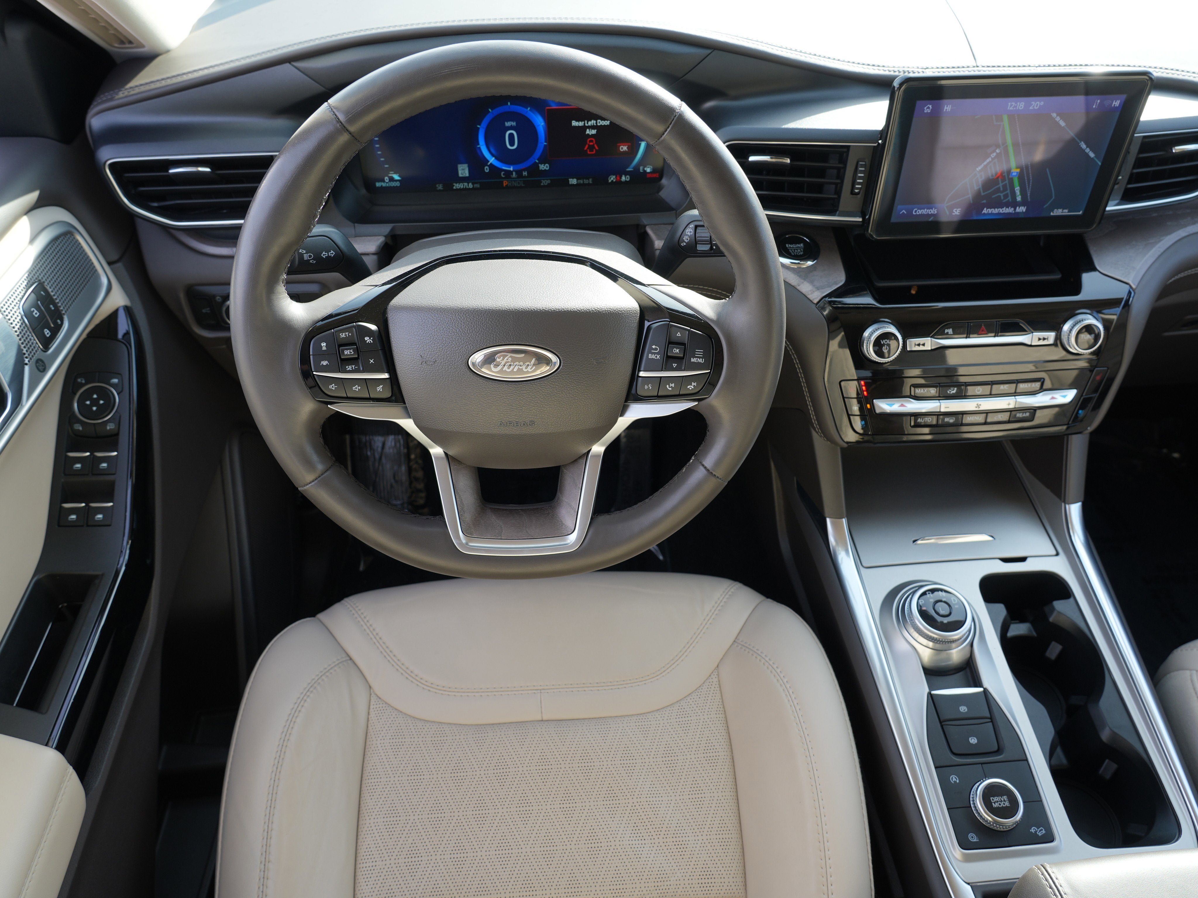 2023 Ford Explorer Platinum