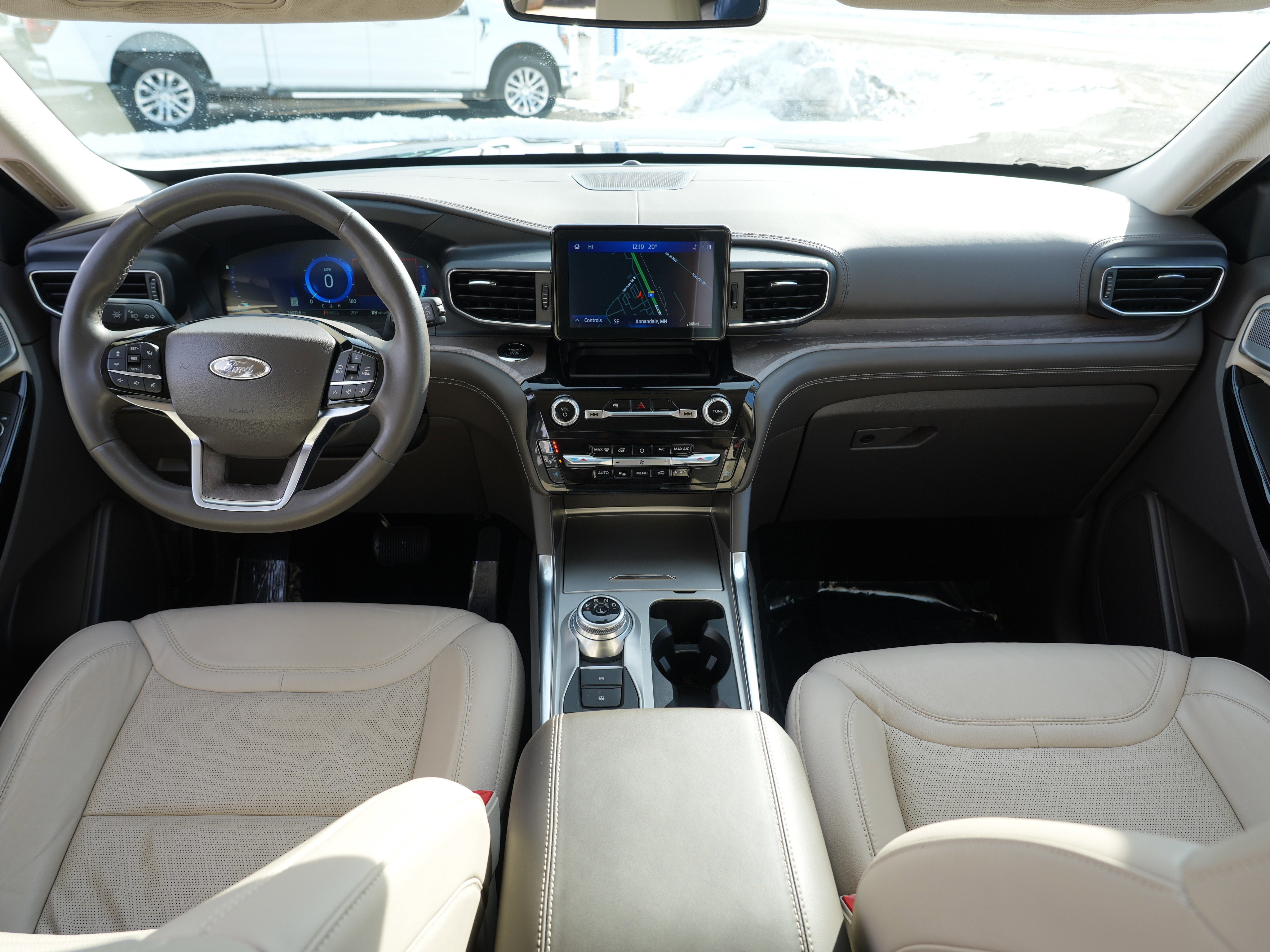 2023 Ford Explorer Platinum