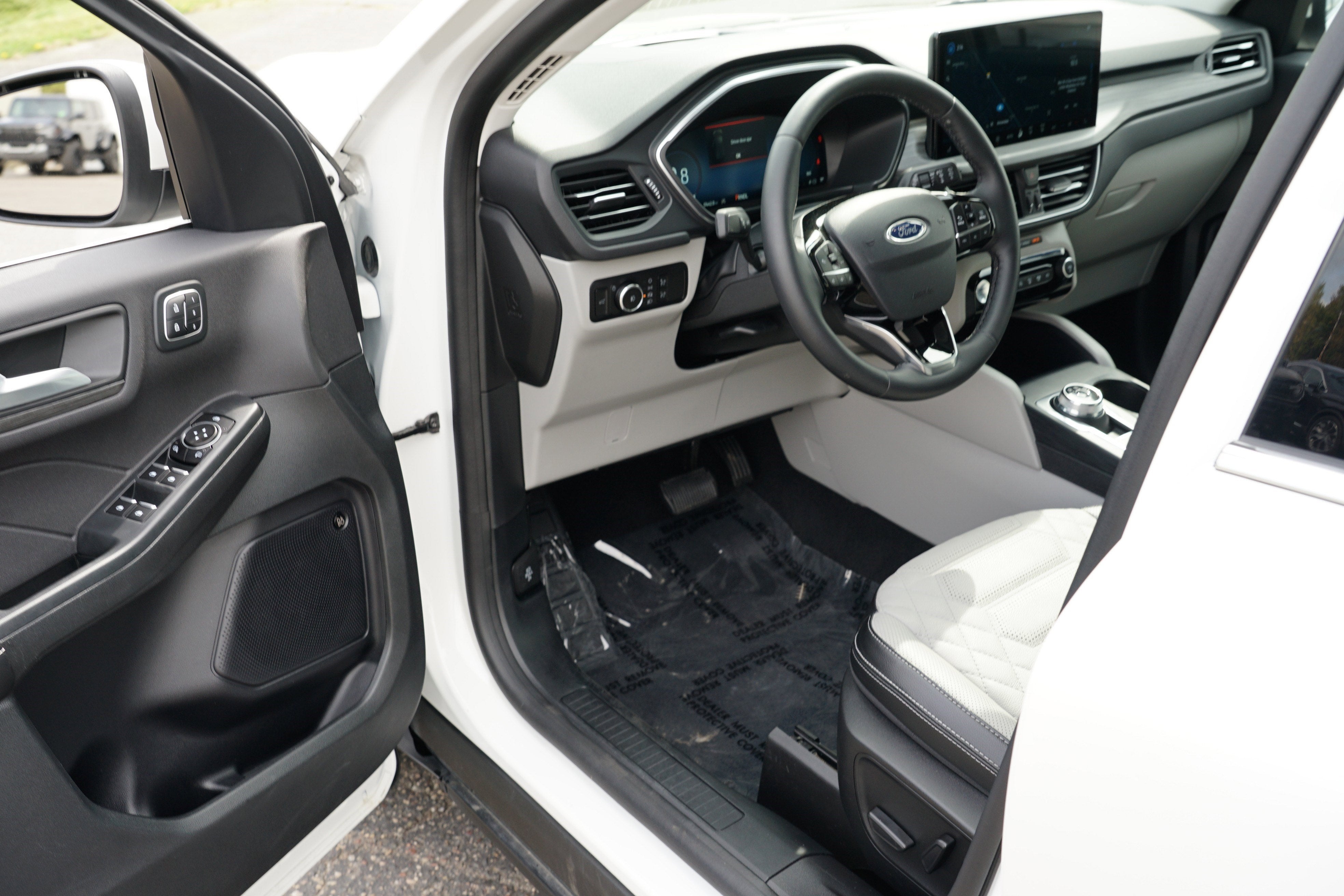 2023 Ford Escape Platinum