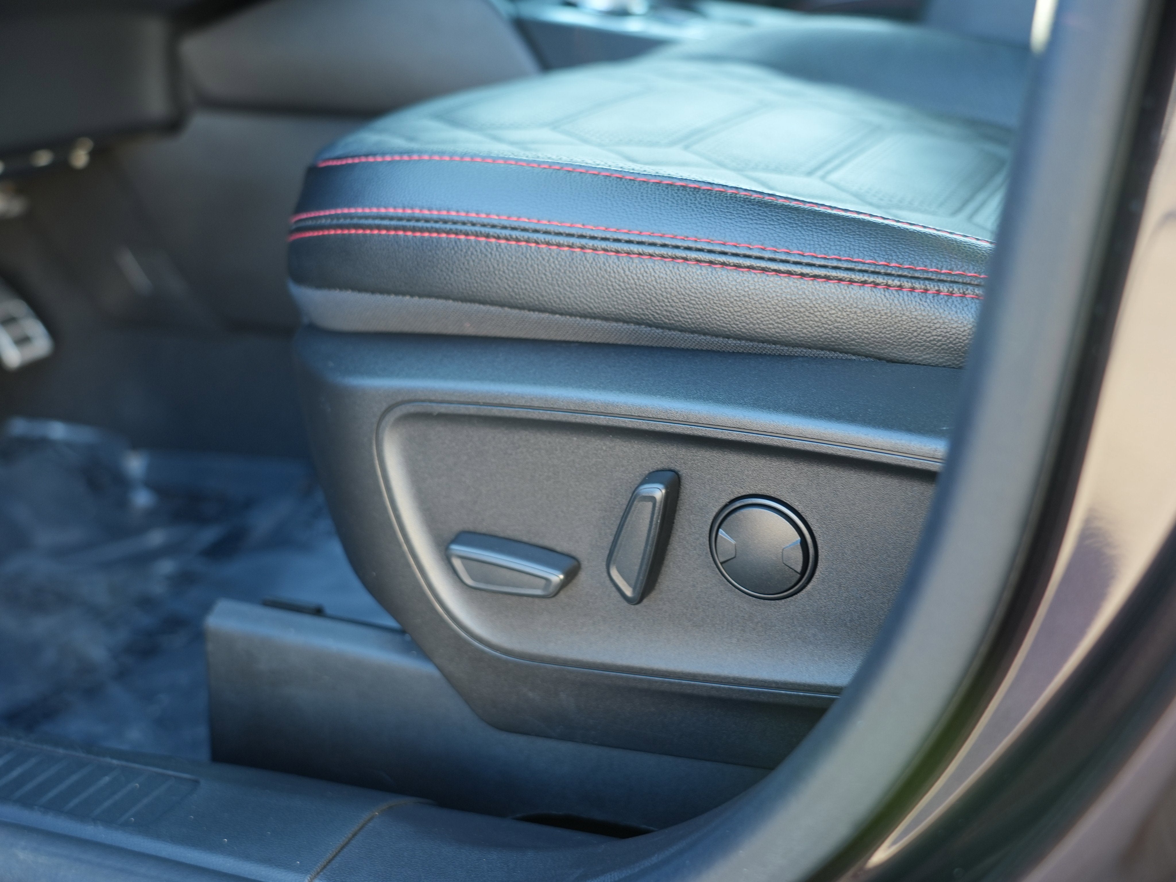 2023 Ford Escape ST-Line Elite