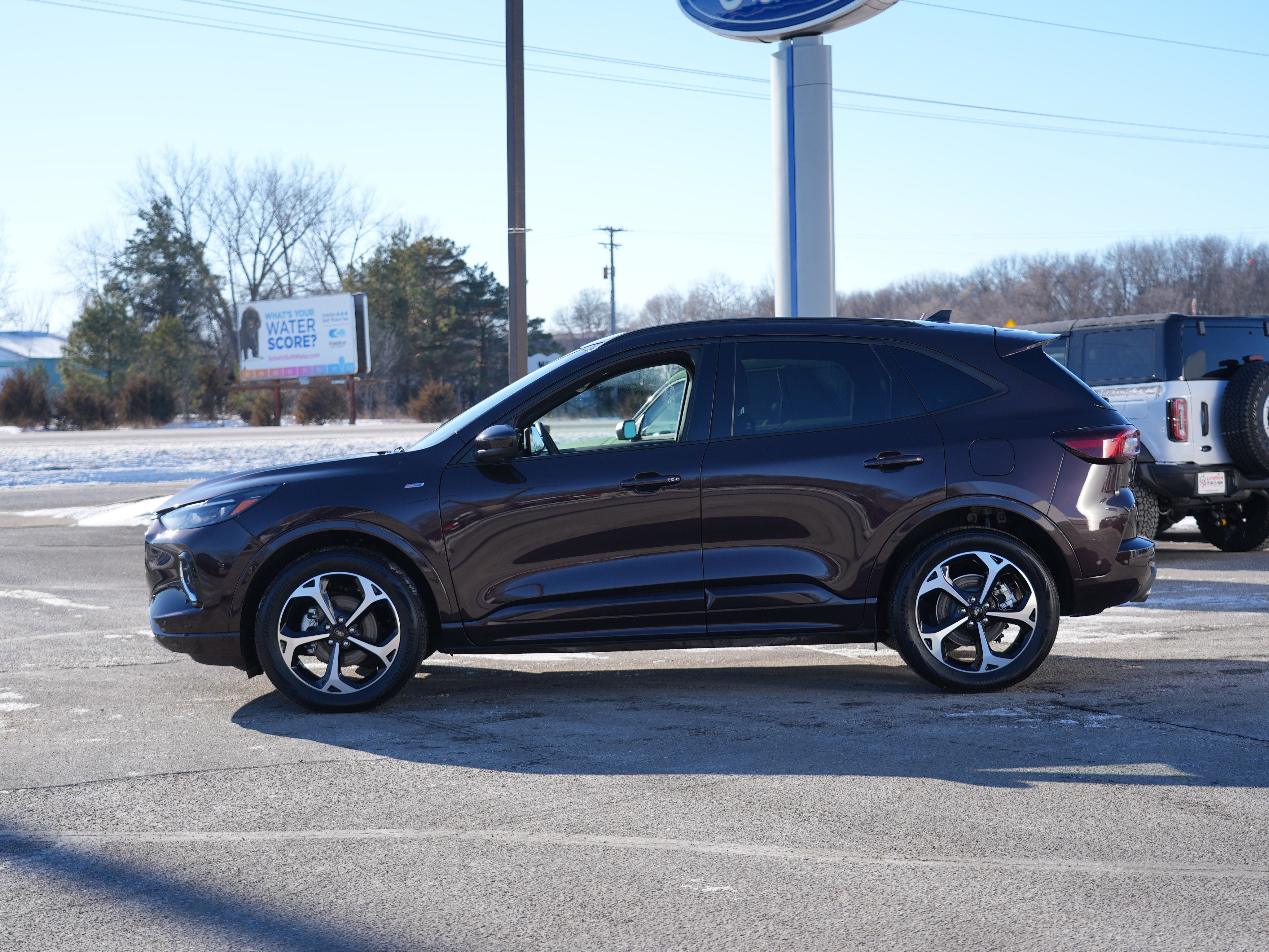 2023 Ford Escape ST-Line Elite