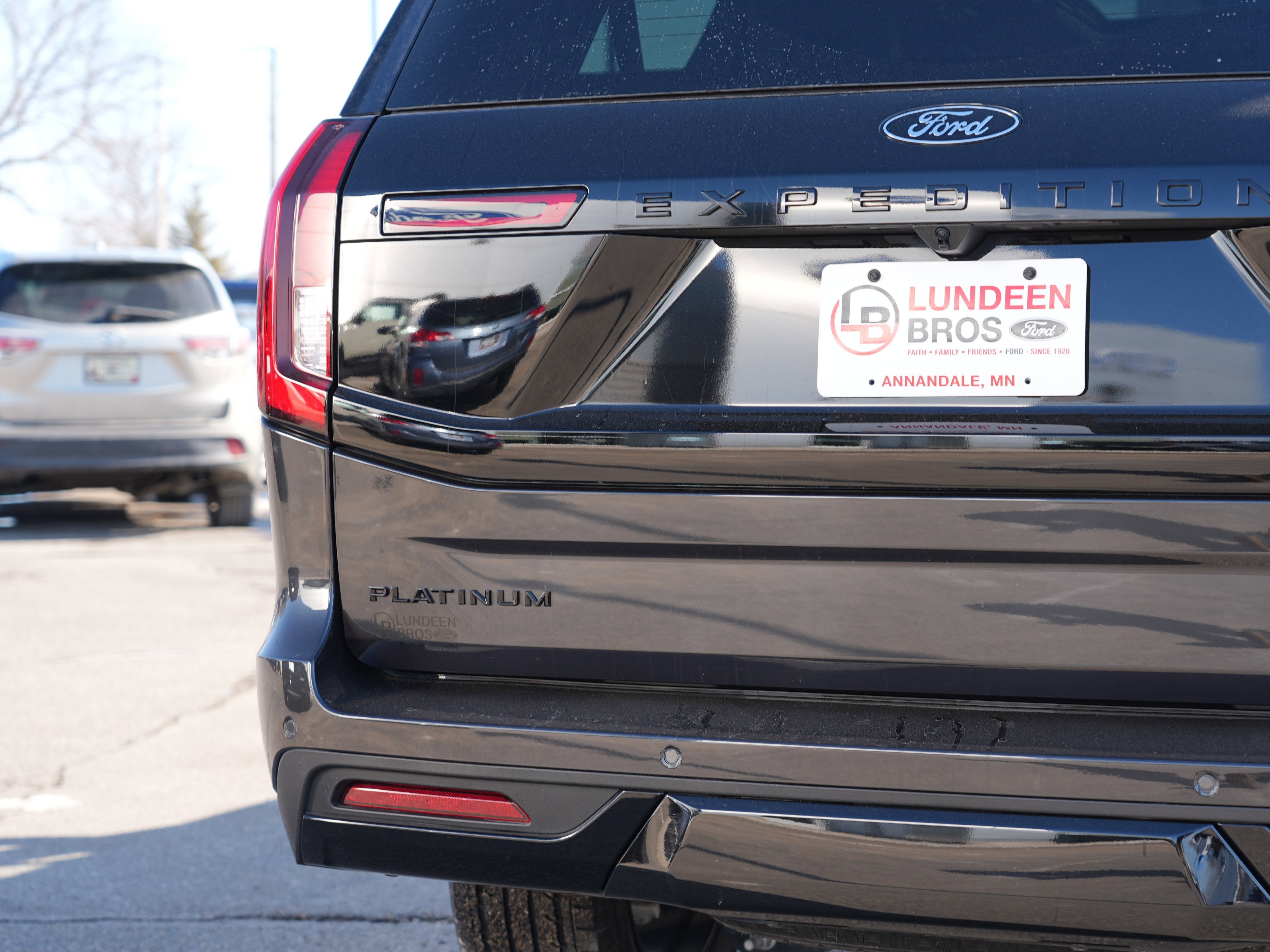 2025 Ford Expedition Max Platinum