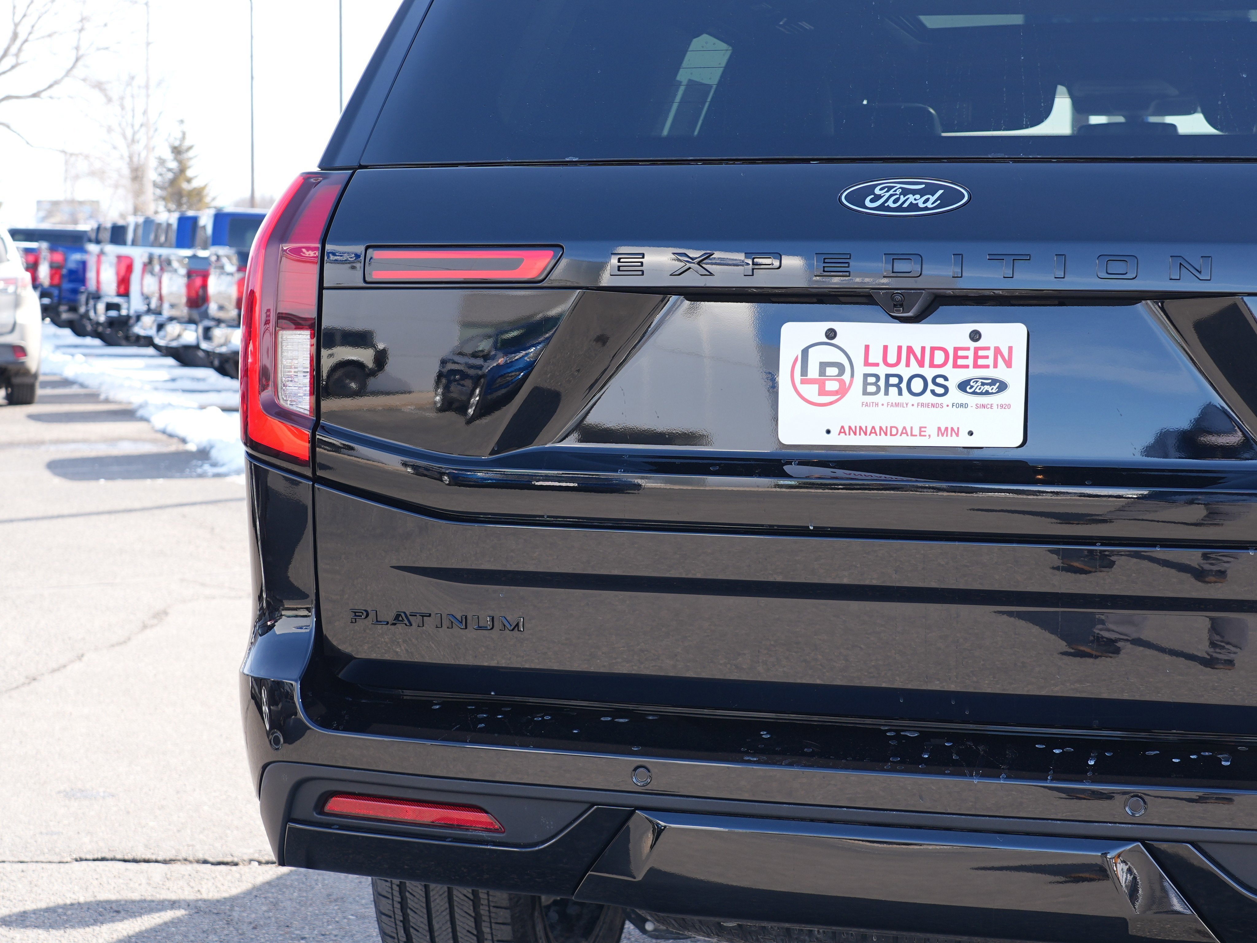 2025 Ford Expedition Platinum