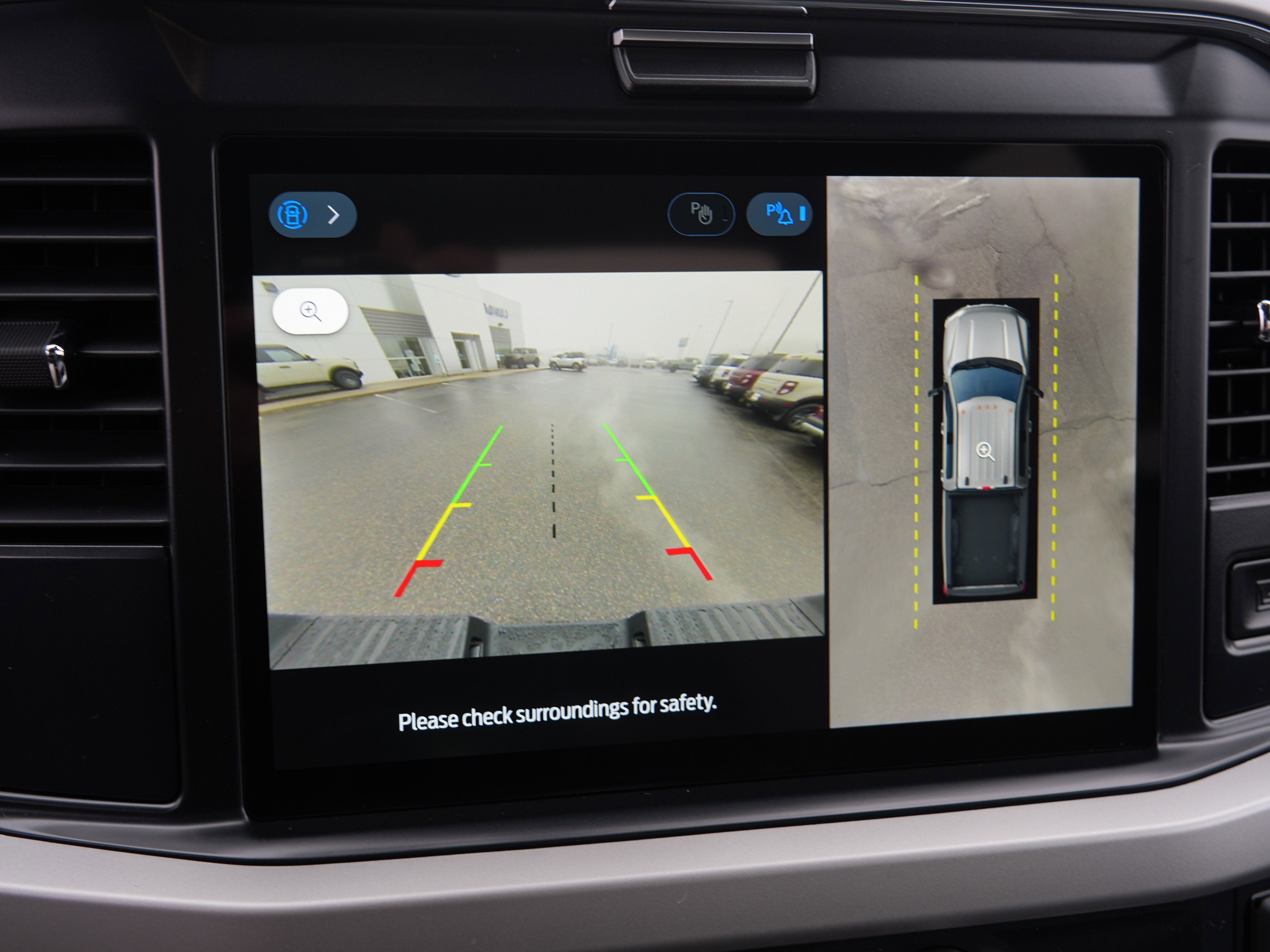 2026 Ford Super Duty F-350 SRW XLT