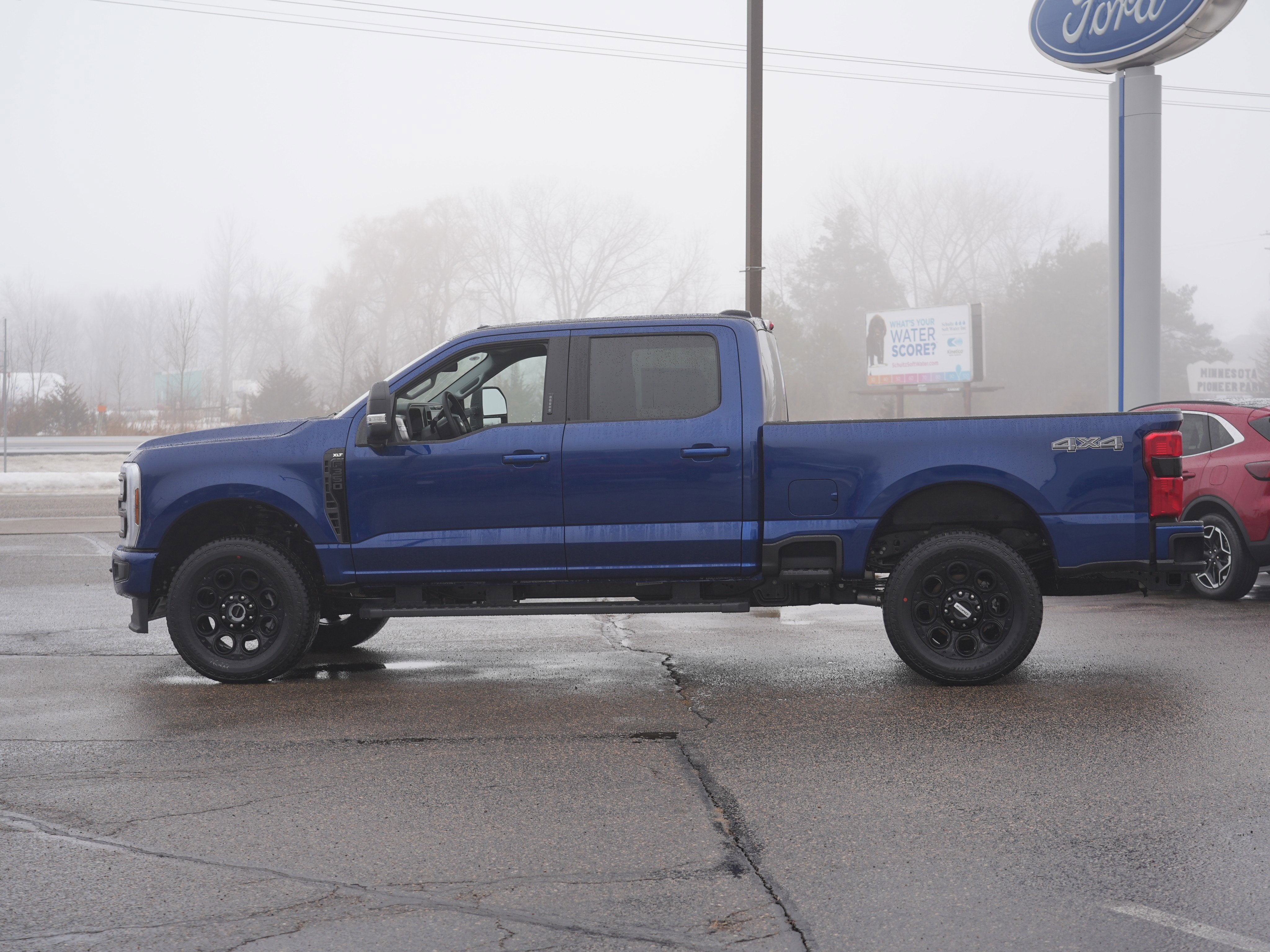 2026 Ford Super Duty F-350 SRW XLT