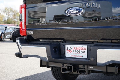 2026 Ford Super Duty F-350 SRW LARIAT