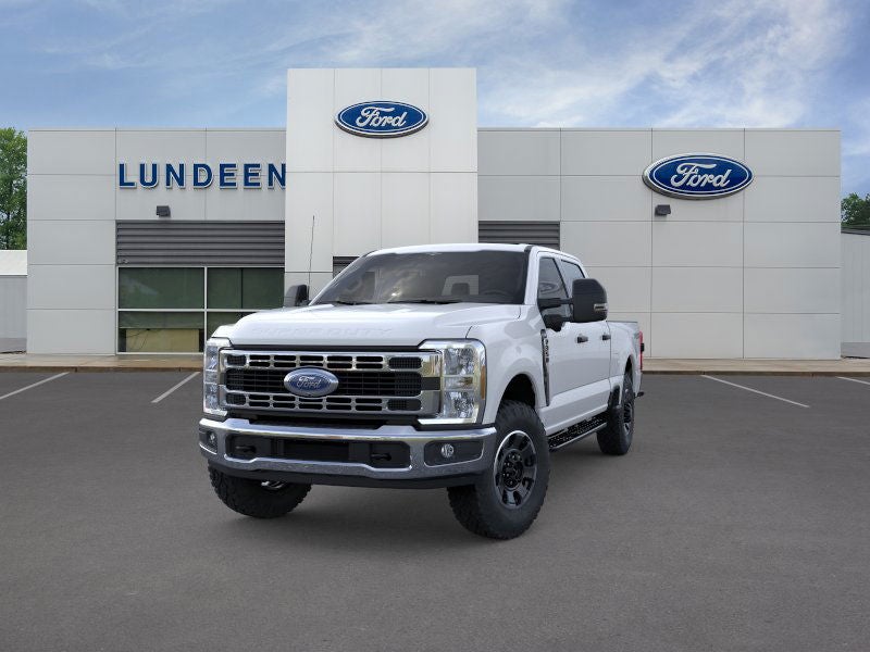 2026 Ford Super Duty F-350 SRW XLT