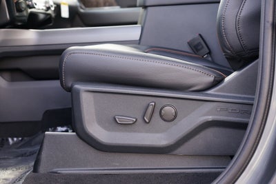 2026 Ford Super Duty F-350 SRW LARIAT