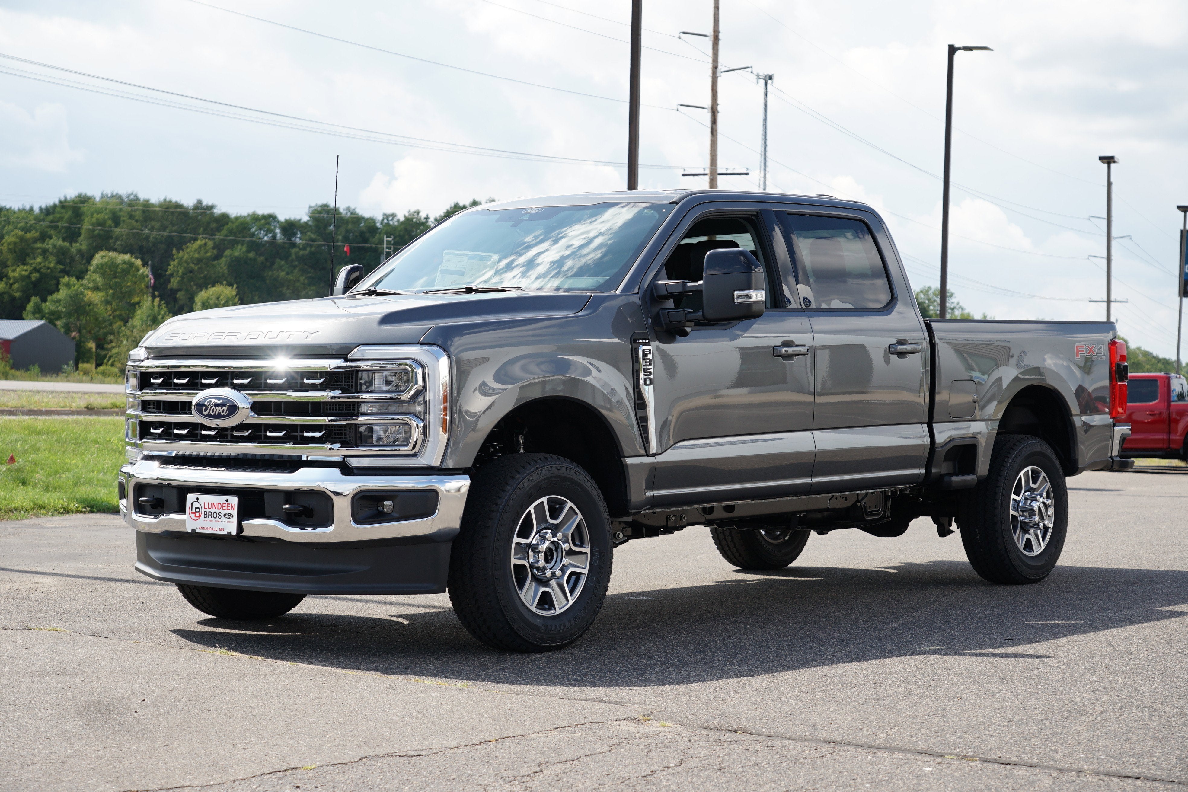 2026 Ford Super Duty F-350 SRW LARIAT