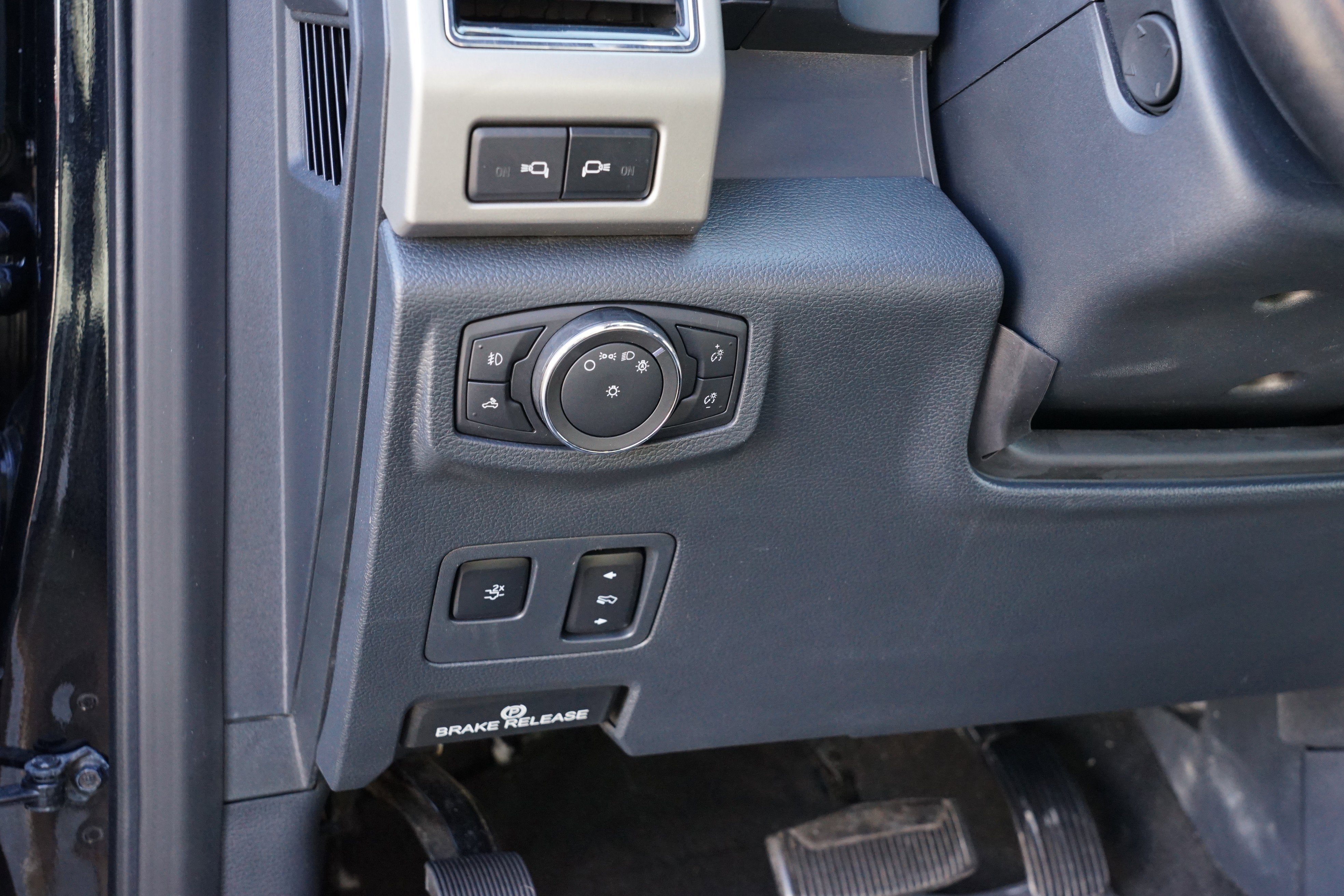 2022 Ford Super Duty F-350 SRW LARIAT