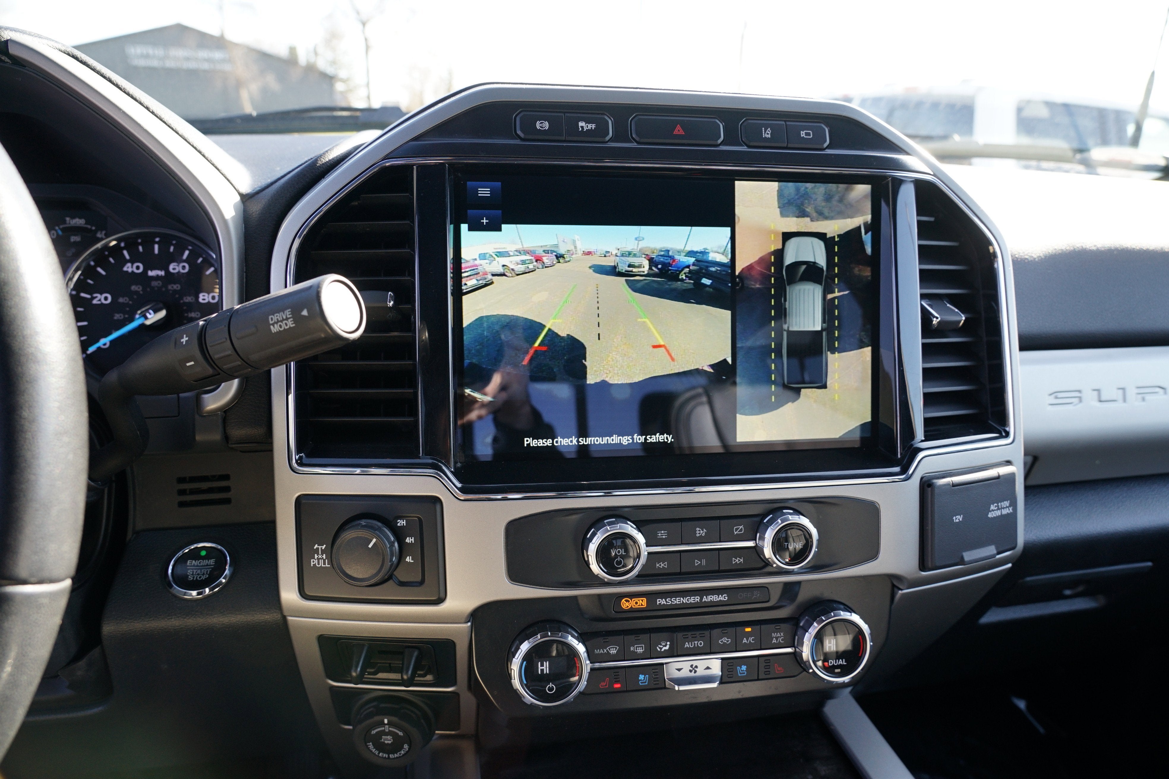 2022 Ford Super Duty F-350 SRW LARIAT