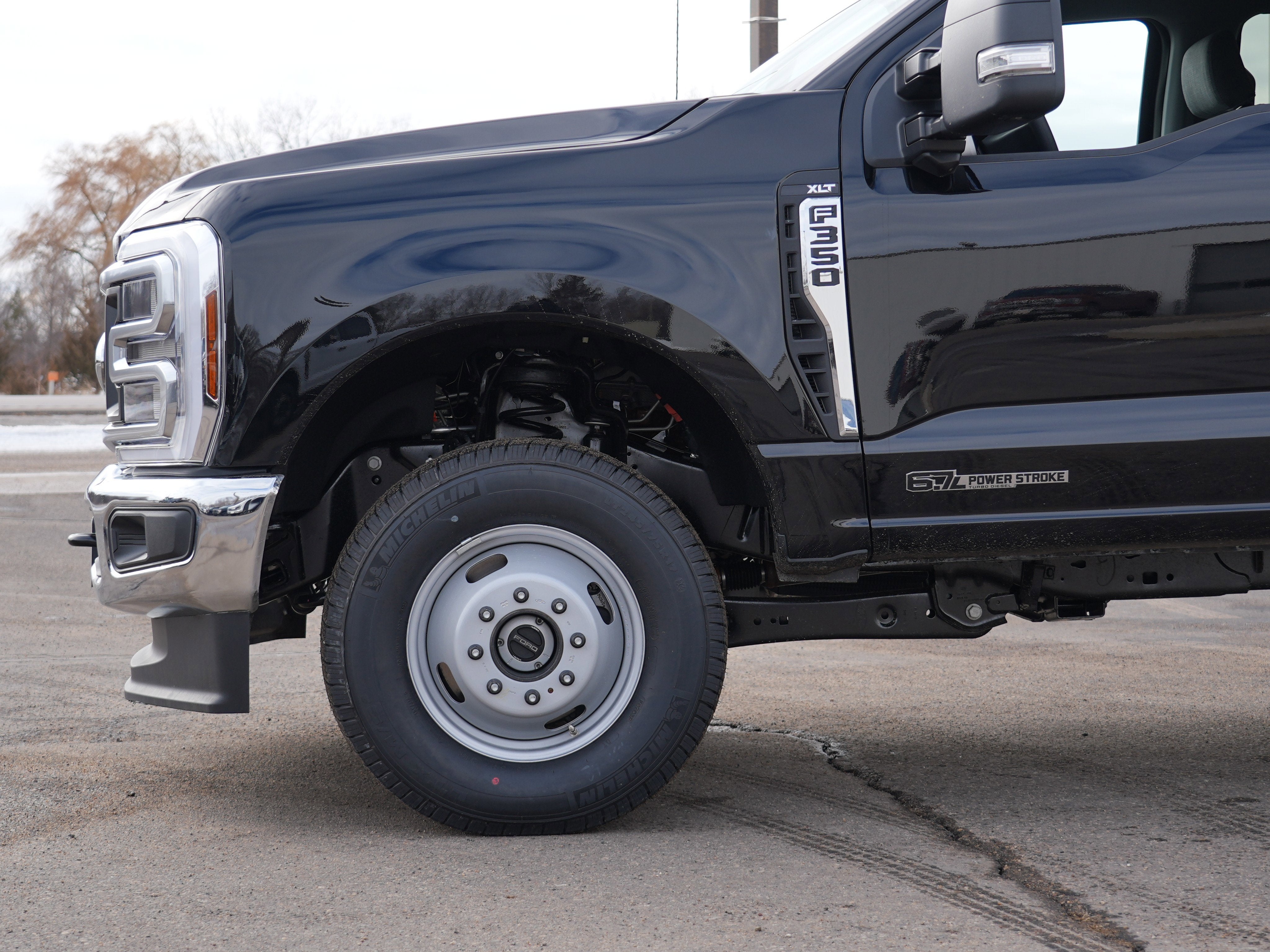 2026 Ford Super Duty F-350 DRW XLT